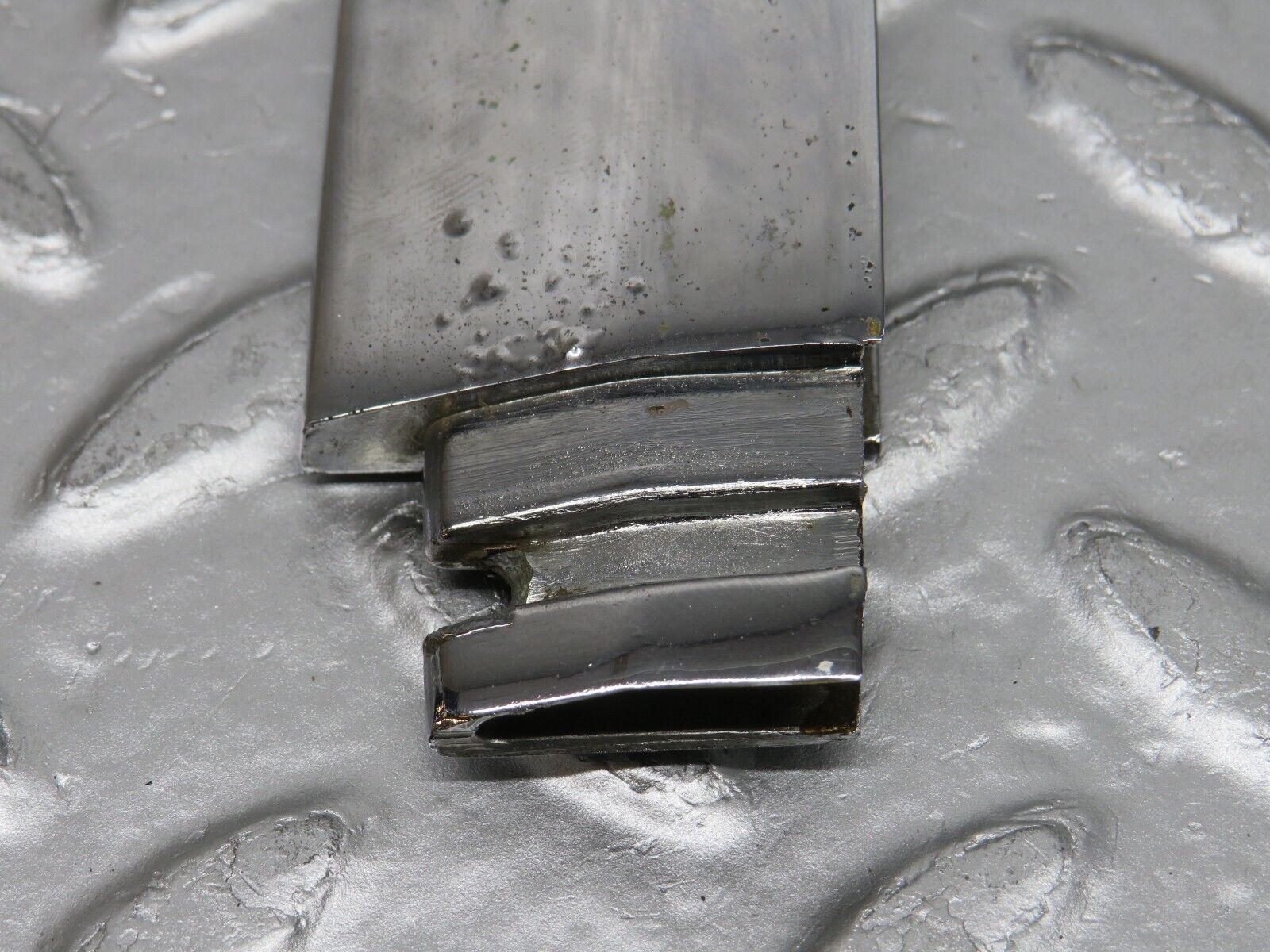 0664 Mercedes-Benz C107 350SLC Coupe Trunk Chrome Handle Moulding Left 1076901380