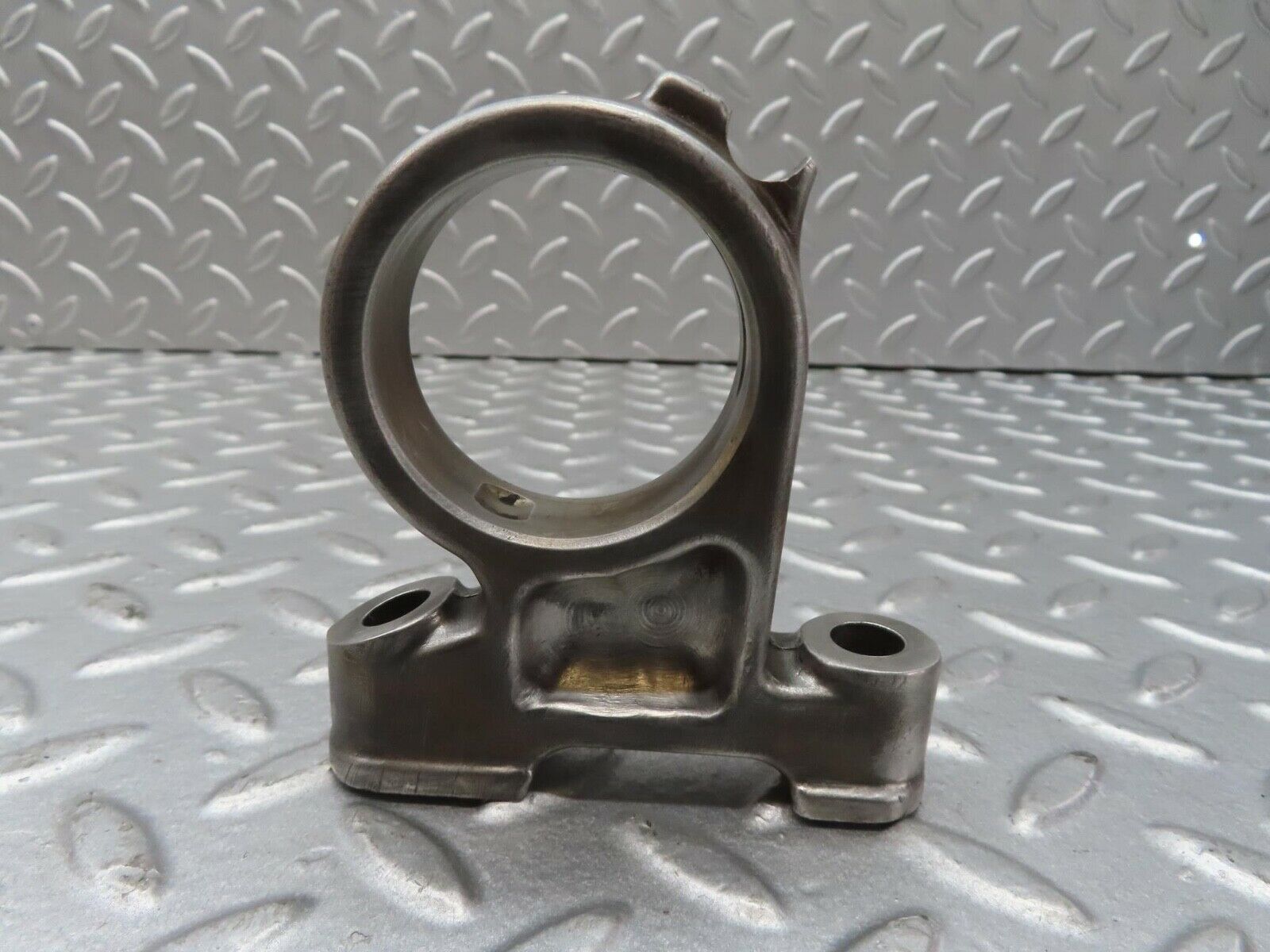 13349 Mercedes-Benz C107 350SLC Coupe Camshaft Tower Bearing 1160512112