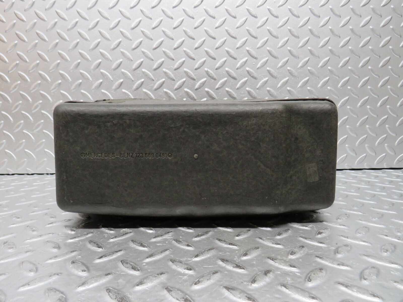 31953 Mercedes-Benz W123 230E Glove Box 1236890491