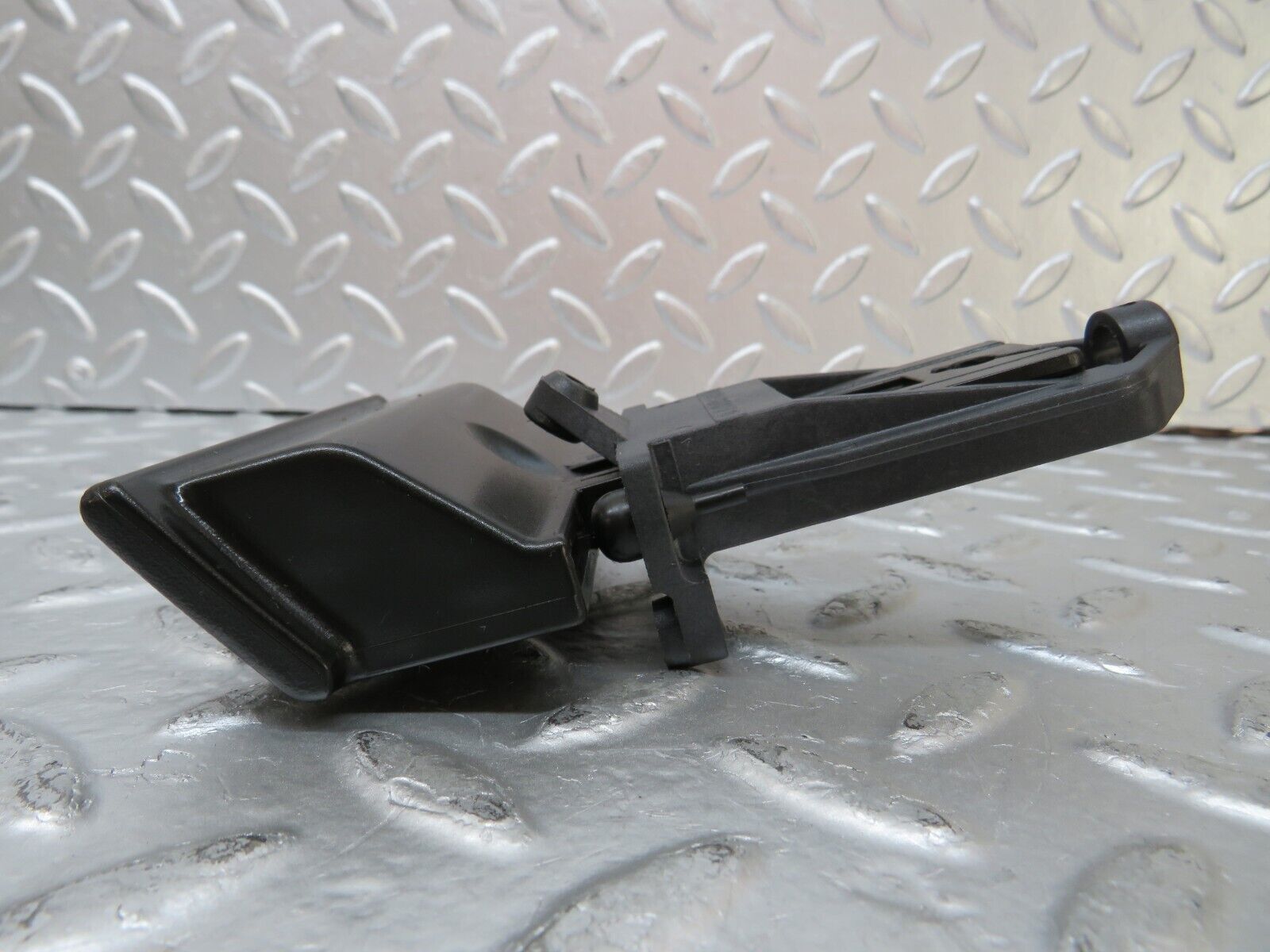 25821 Mercedes-Benz W124 280E Parking Brake Release Handle 1244270320