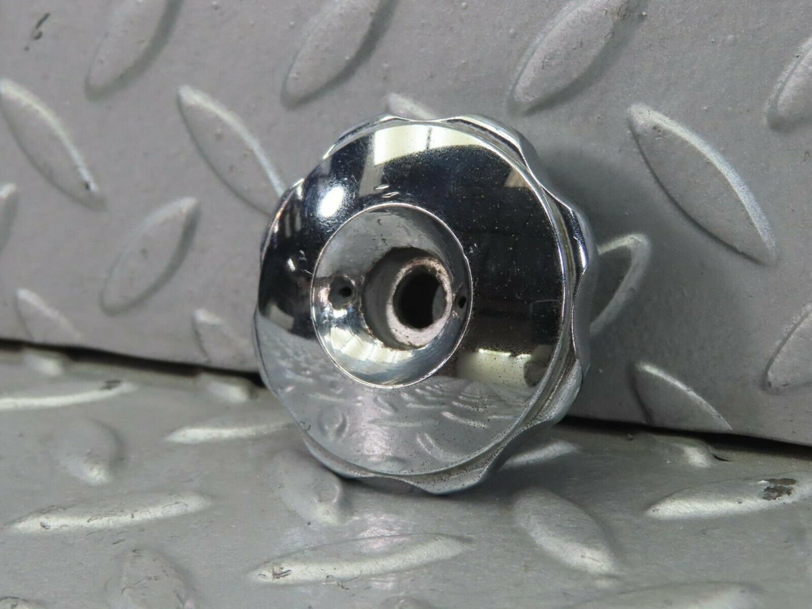 8718 Mercedes-Benz W115 Front Emblem Badge Base Holder 1158800386