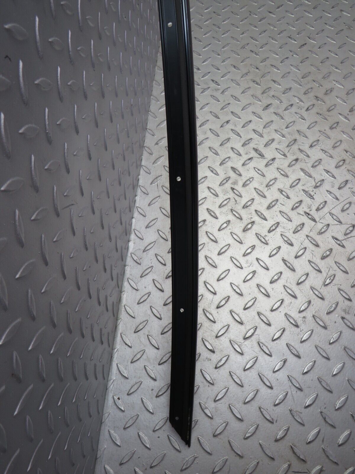 26626 Mercedes-Benz C124 220CE Coupe Roof Chrome Trim Left Side