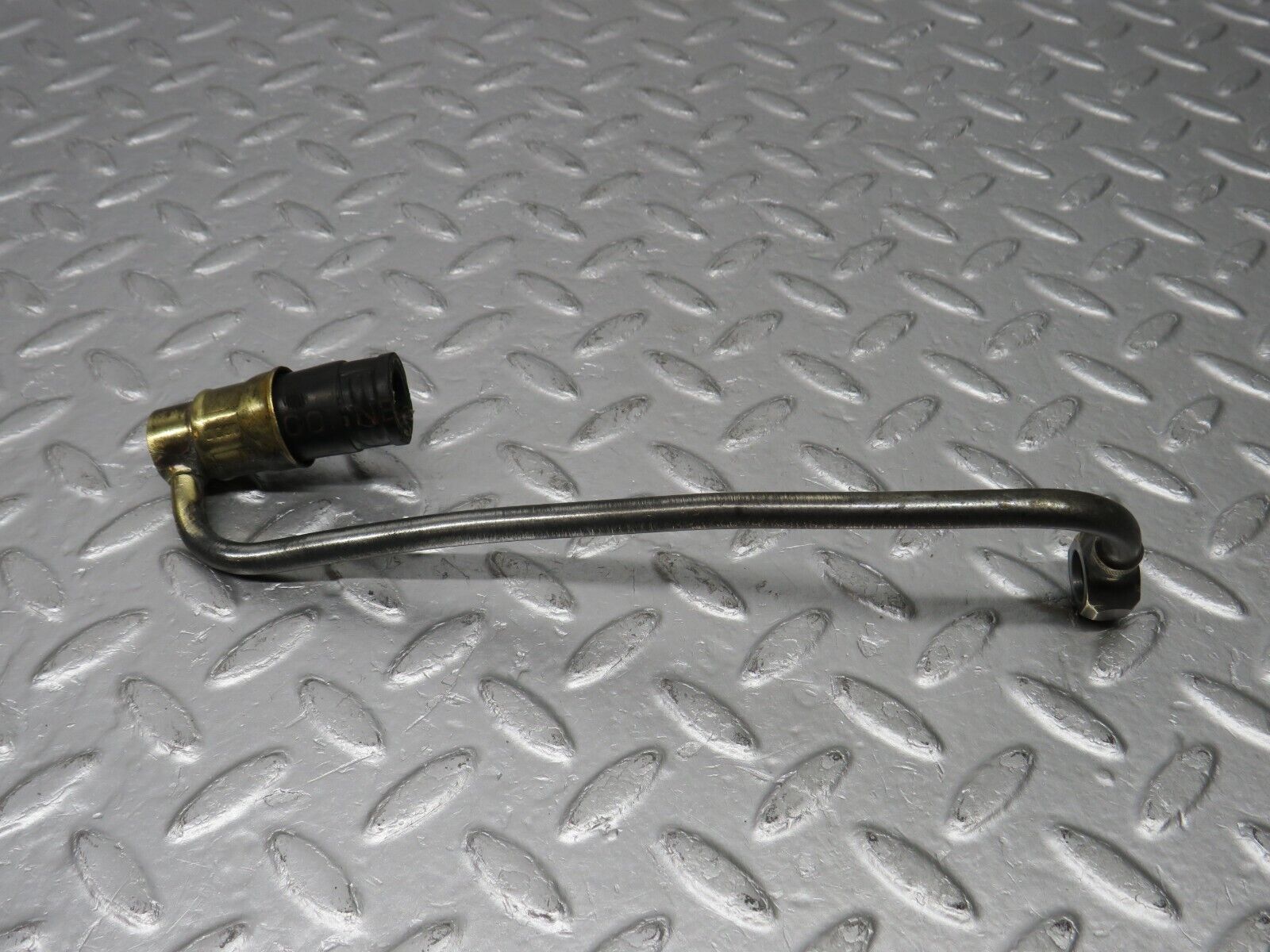 38876 Mercedes-Benz W201 190E 2.6L Fuel Pipe Line