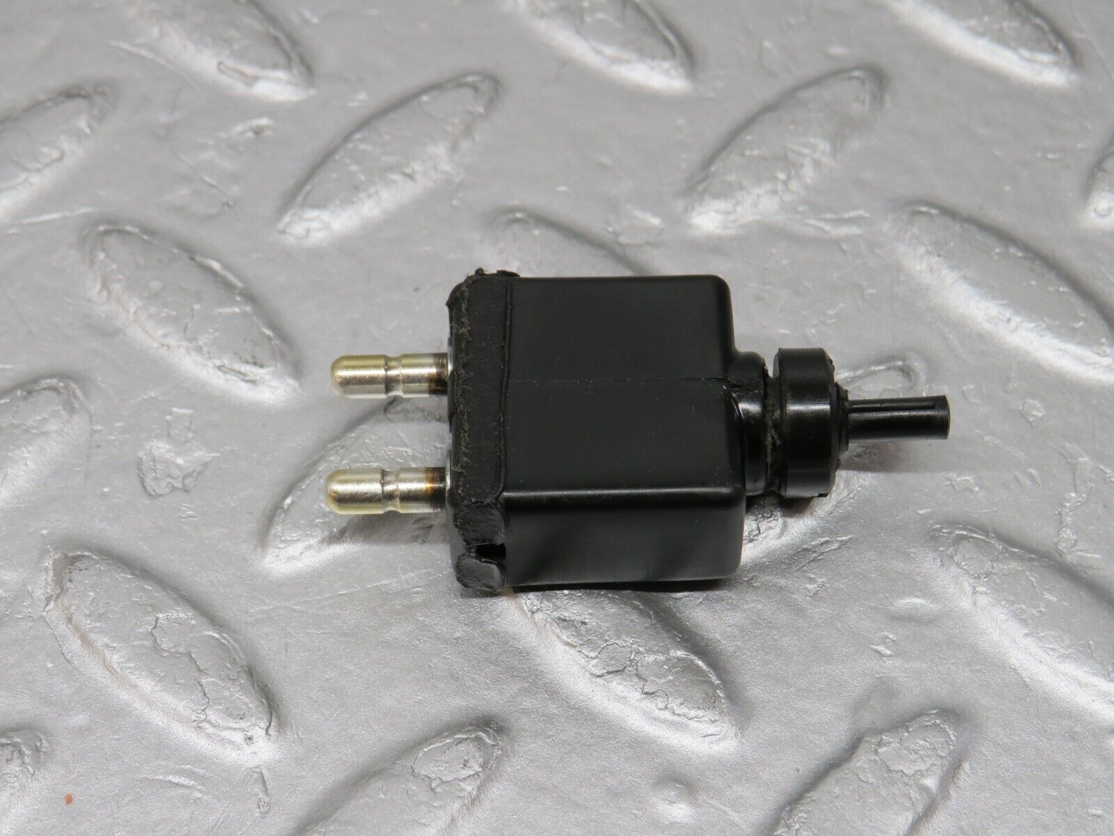 37524 Mercedes-Benz W109 300SEL Contact Switch ULO-79000