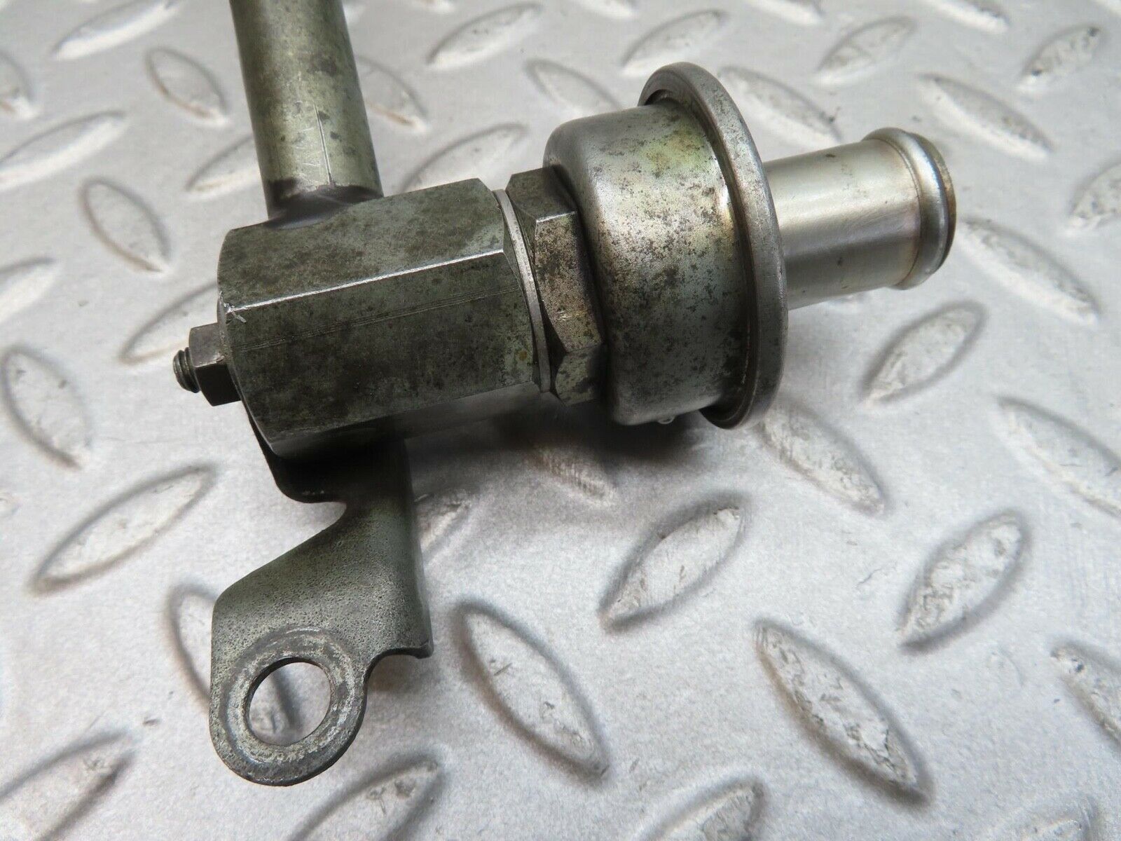 12203 Mercedes-Benz R129 300SL Coupe EGR Valve Hose Pipe