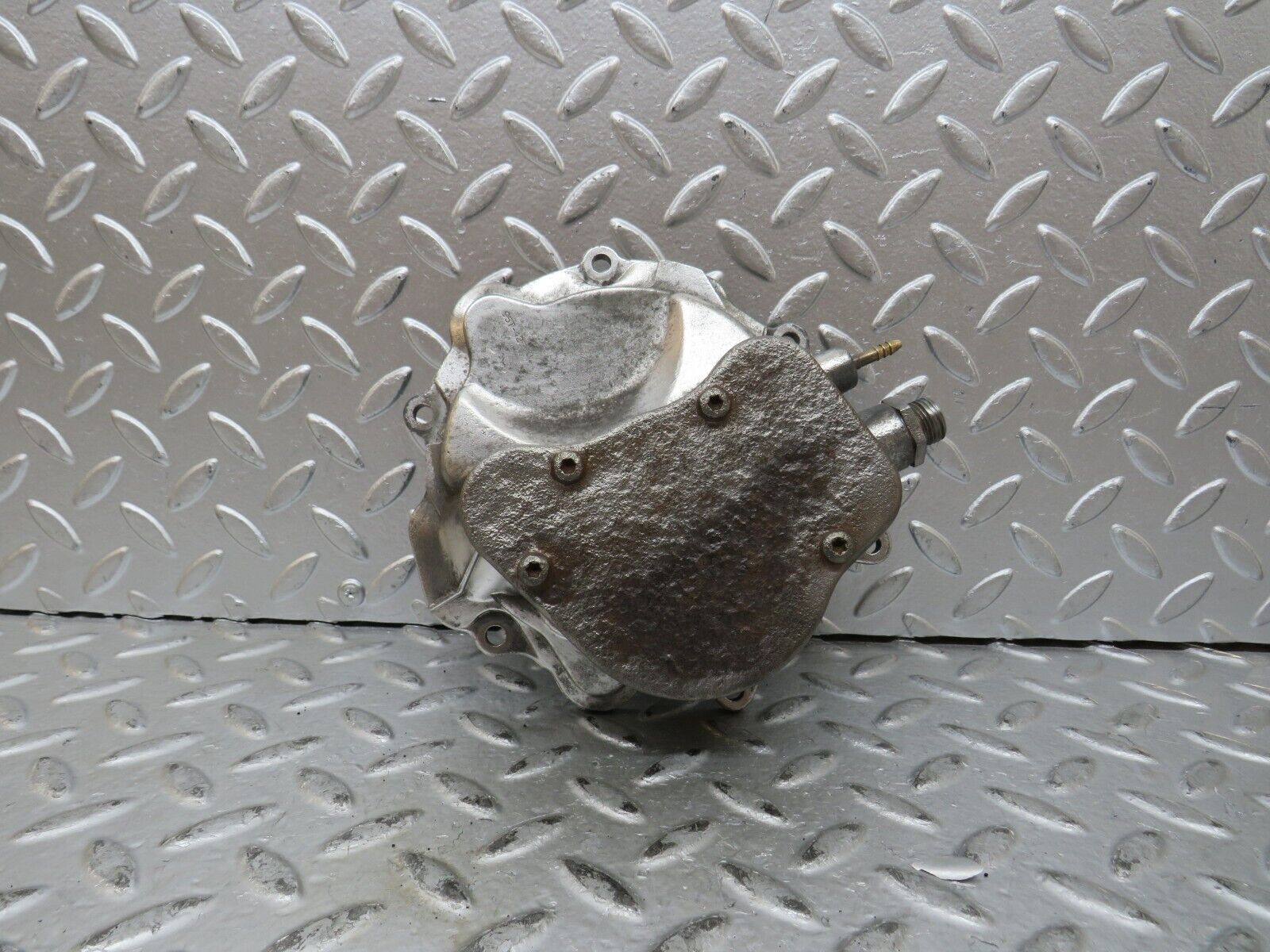 27772 Mercedes-Benz S124 300TE Wagon Vacuum Pump Pierburg 0002303165