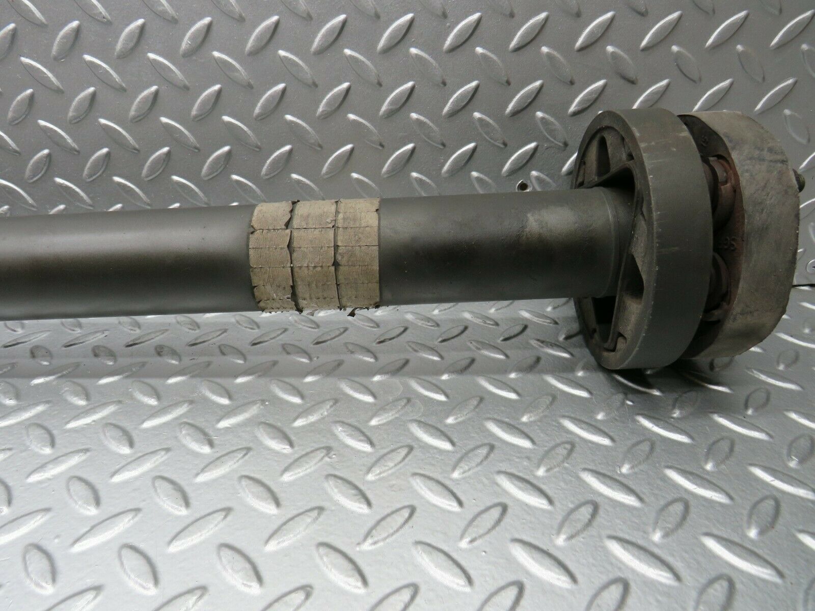 22537 Mercedes-Benz C124 E220 Coupe Cardan Shaft Prop Shaft
