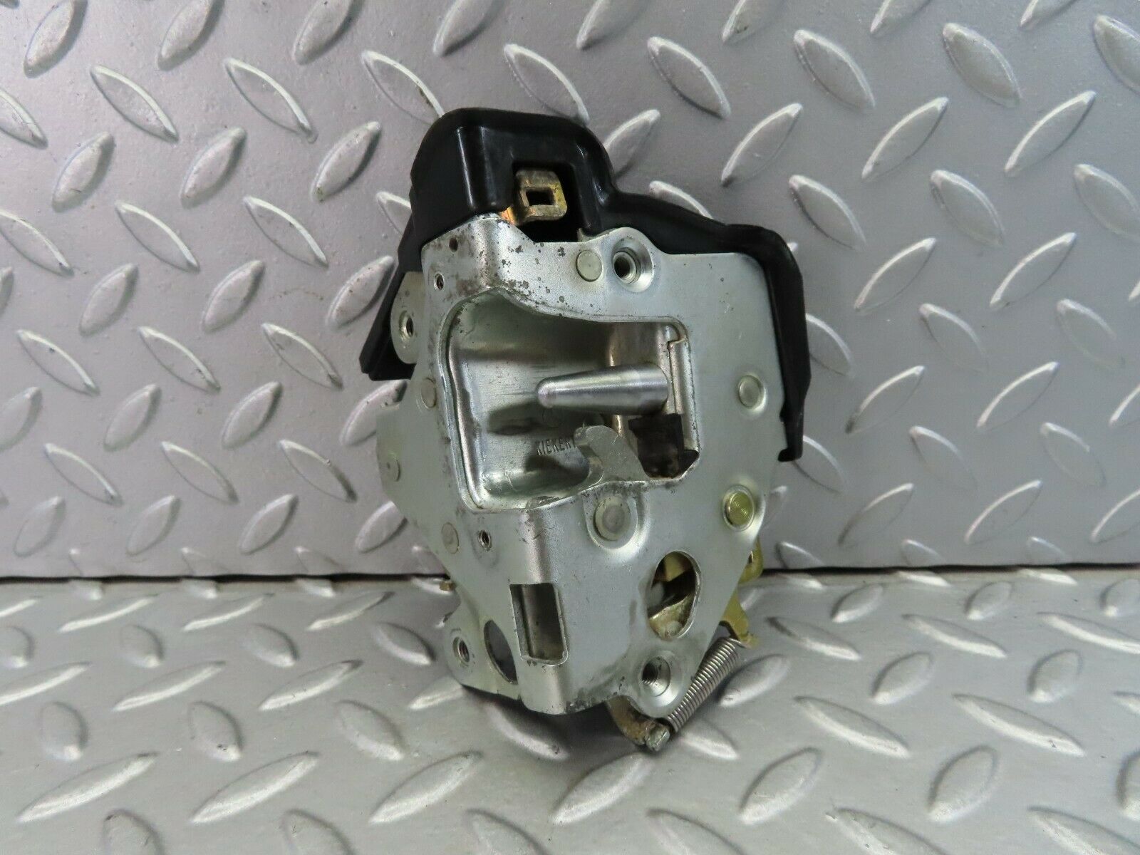 7701 Mercedes-Benz S123 230TE Wagon Rear Right Door Lock Mechanism 1237330208