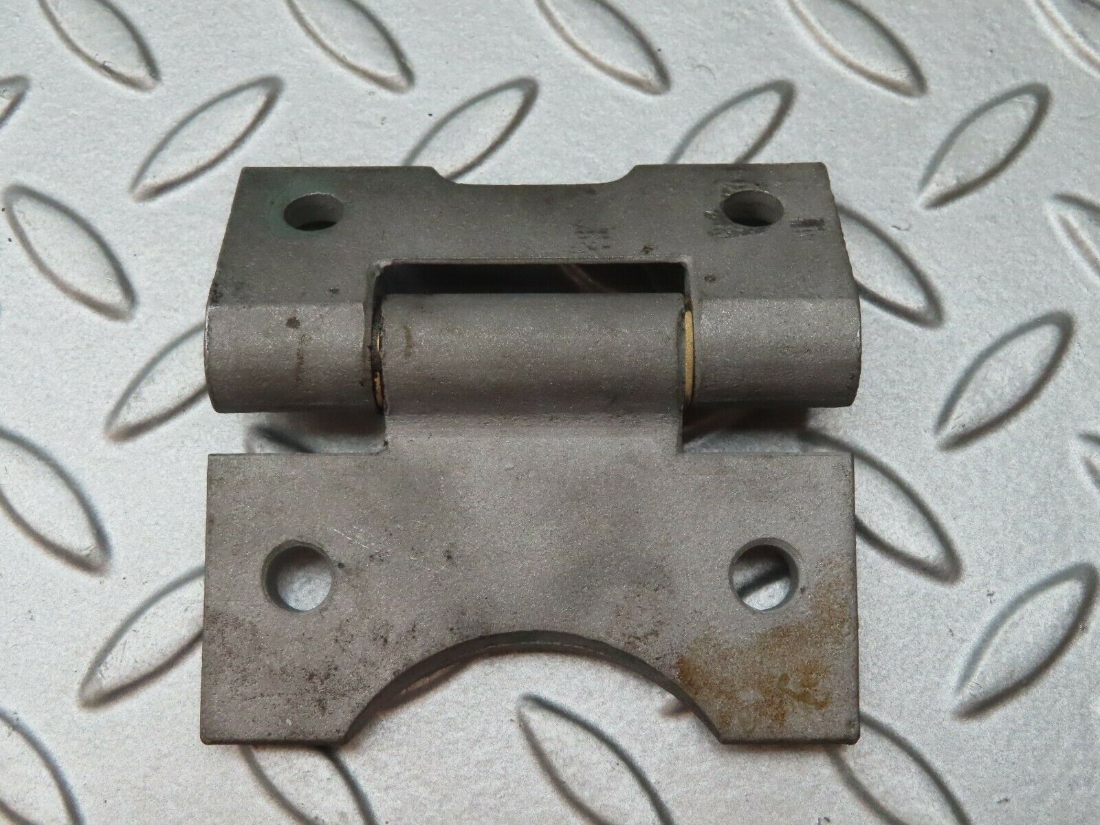 4156 Mercedes-Benz C123 230CE Coupe Door Hinge 1237200037