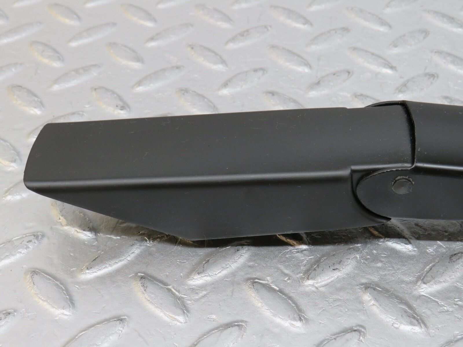 34859 Mercedes-Benz W210 320E Front Windscreen Wiper Arm