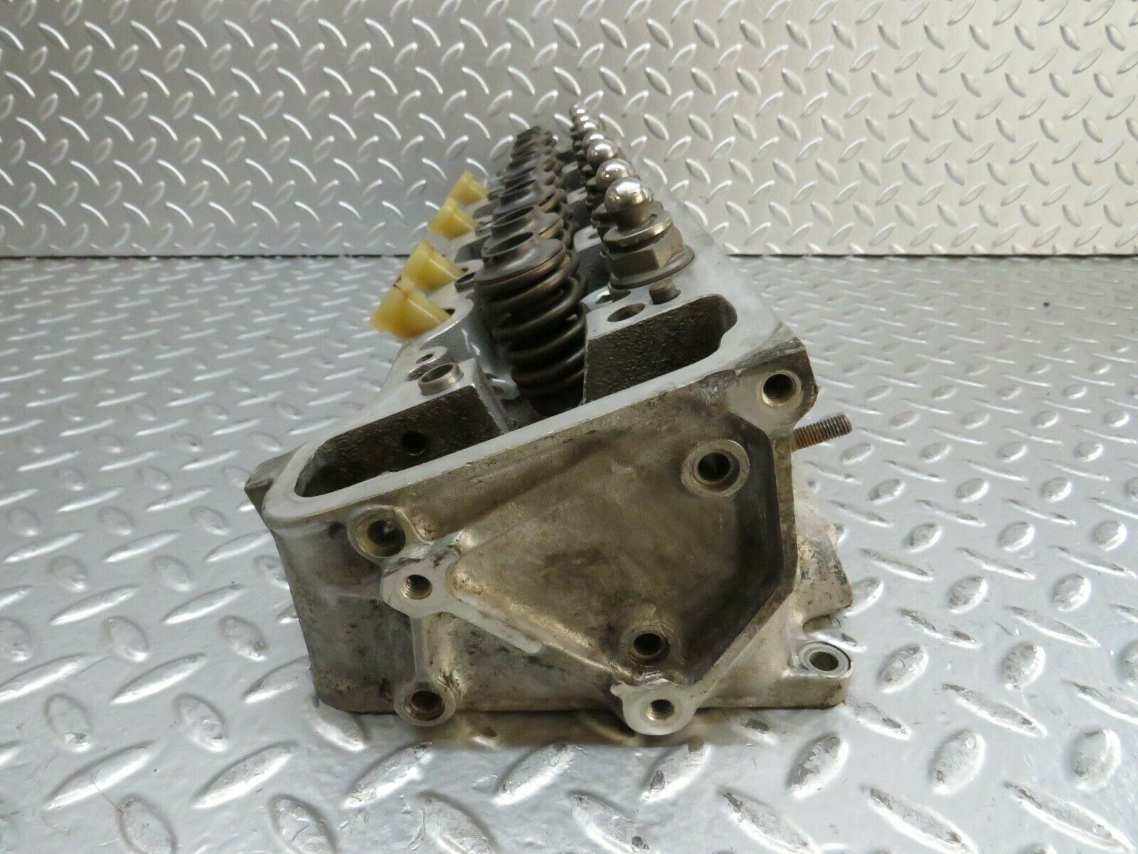23872 Mercedes-Benz C107 450SLC Coupe Cylinder Head Left 1160162601