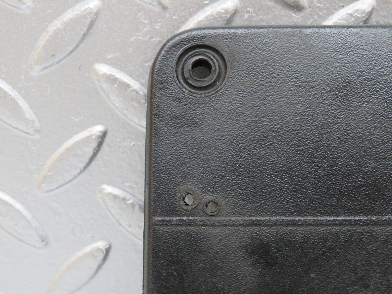 33922 Mercedes-Benz W124 260E Front number Plate Holder Plastic 1248851023