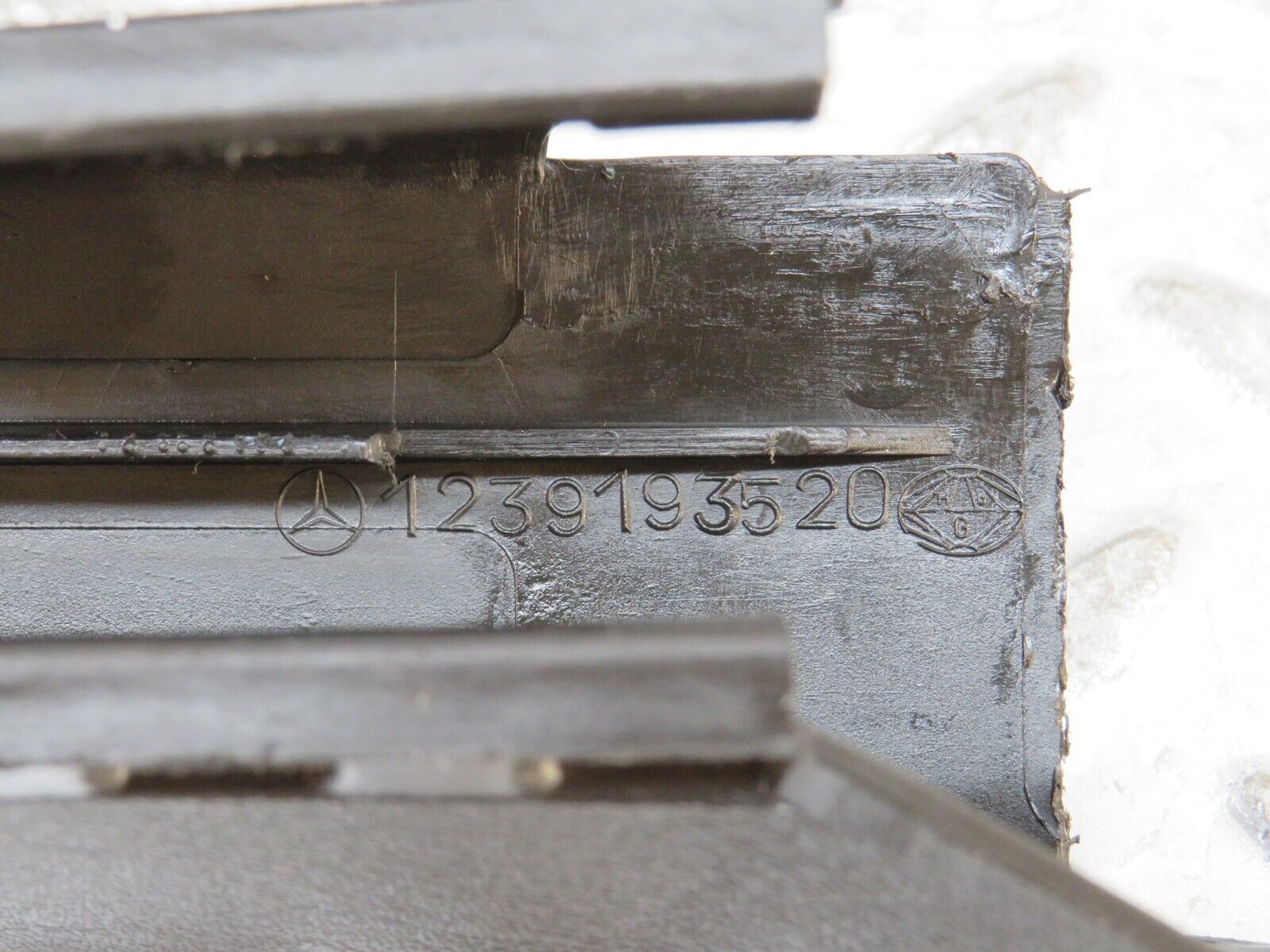 28329 Mercedes-Benz S123 240D Wagon Front Seat Trim Black 1239193520