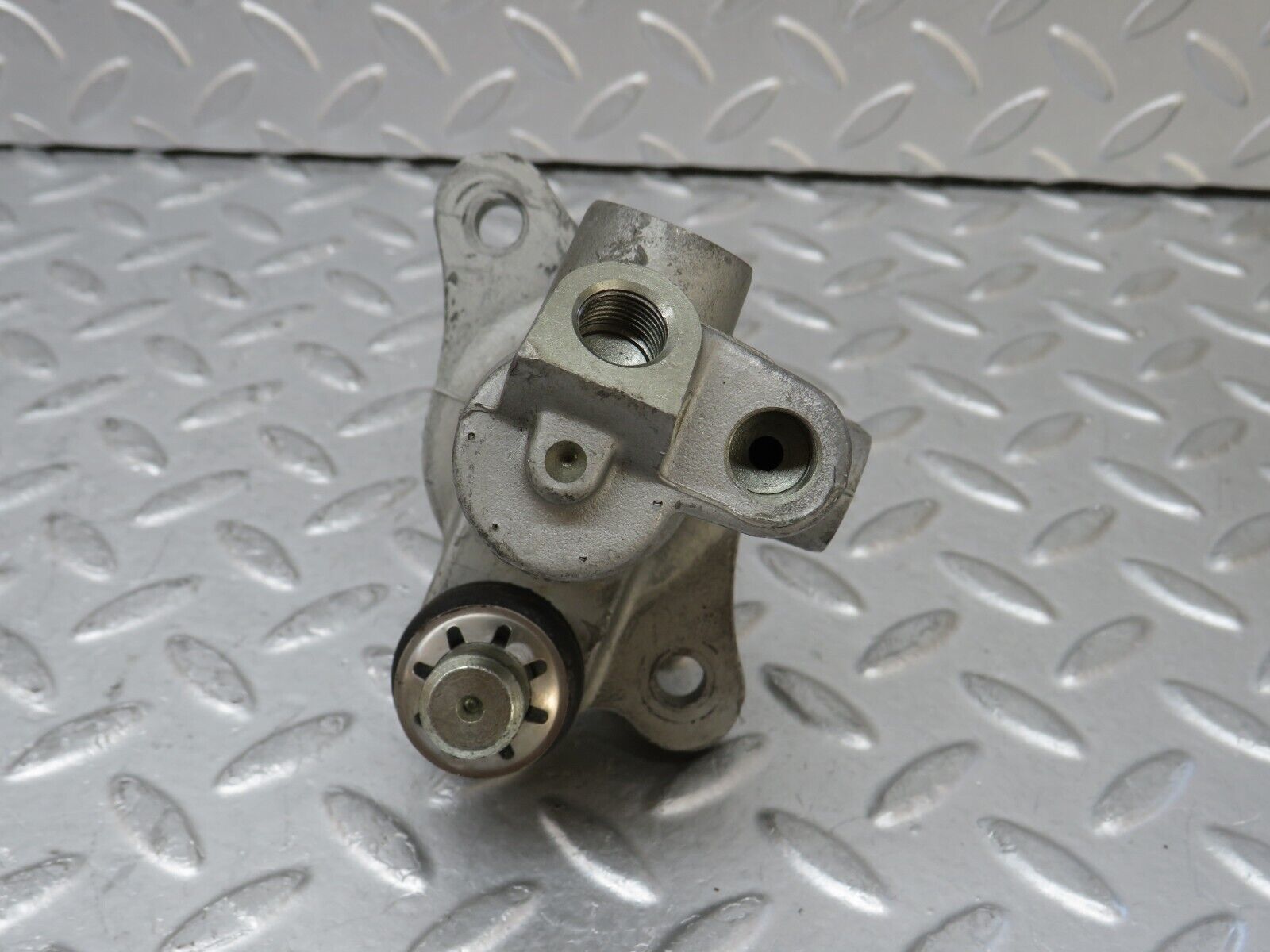 35188 Mercedes-Benz W221 Brake Master Cylinder ATE