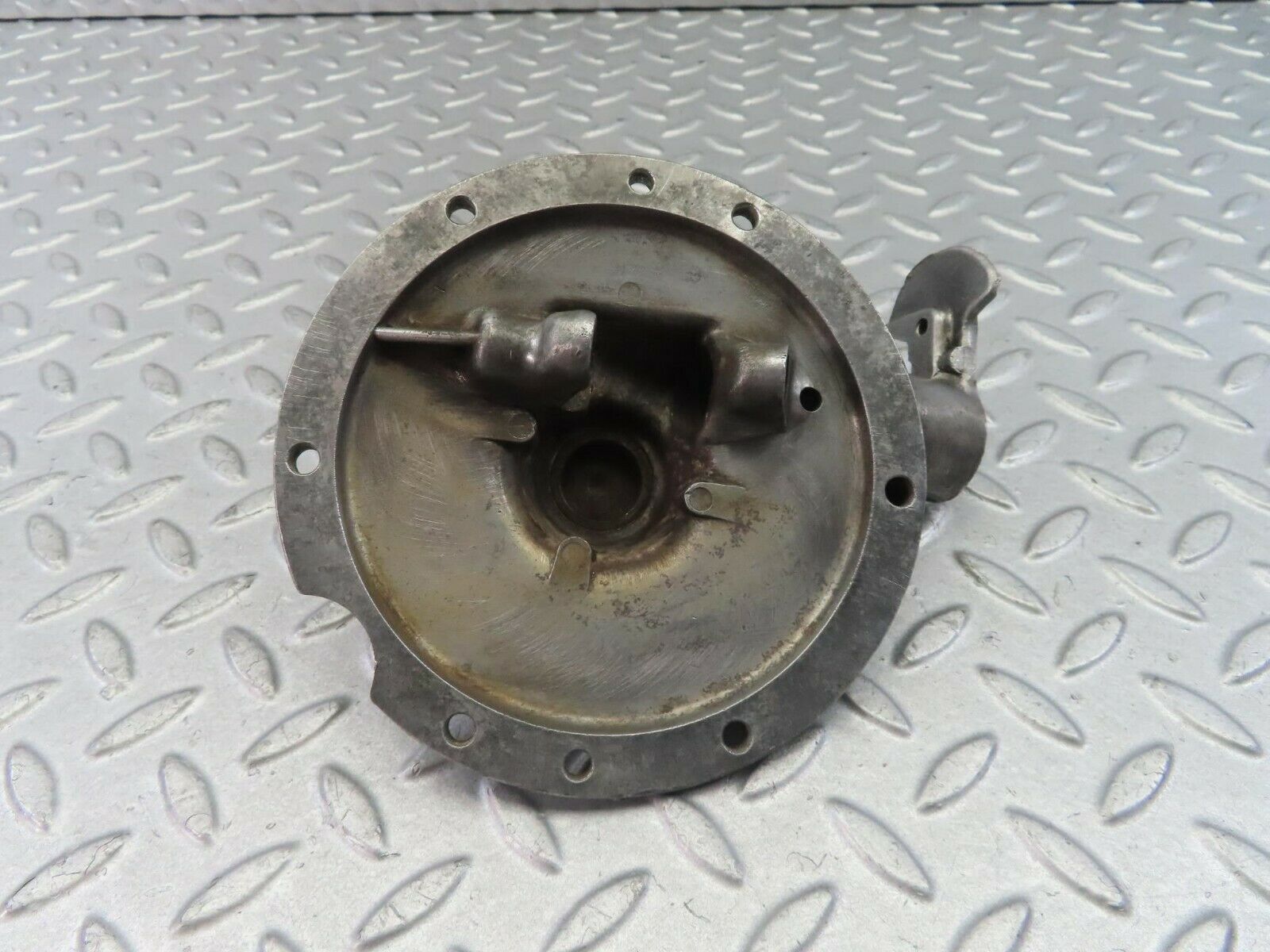 8613 Mercedes-Benz W108 Ignition Distributor Support 1271580215