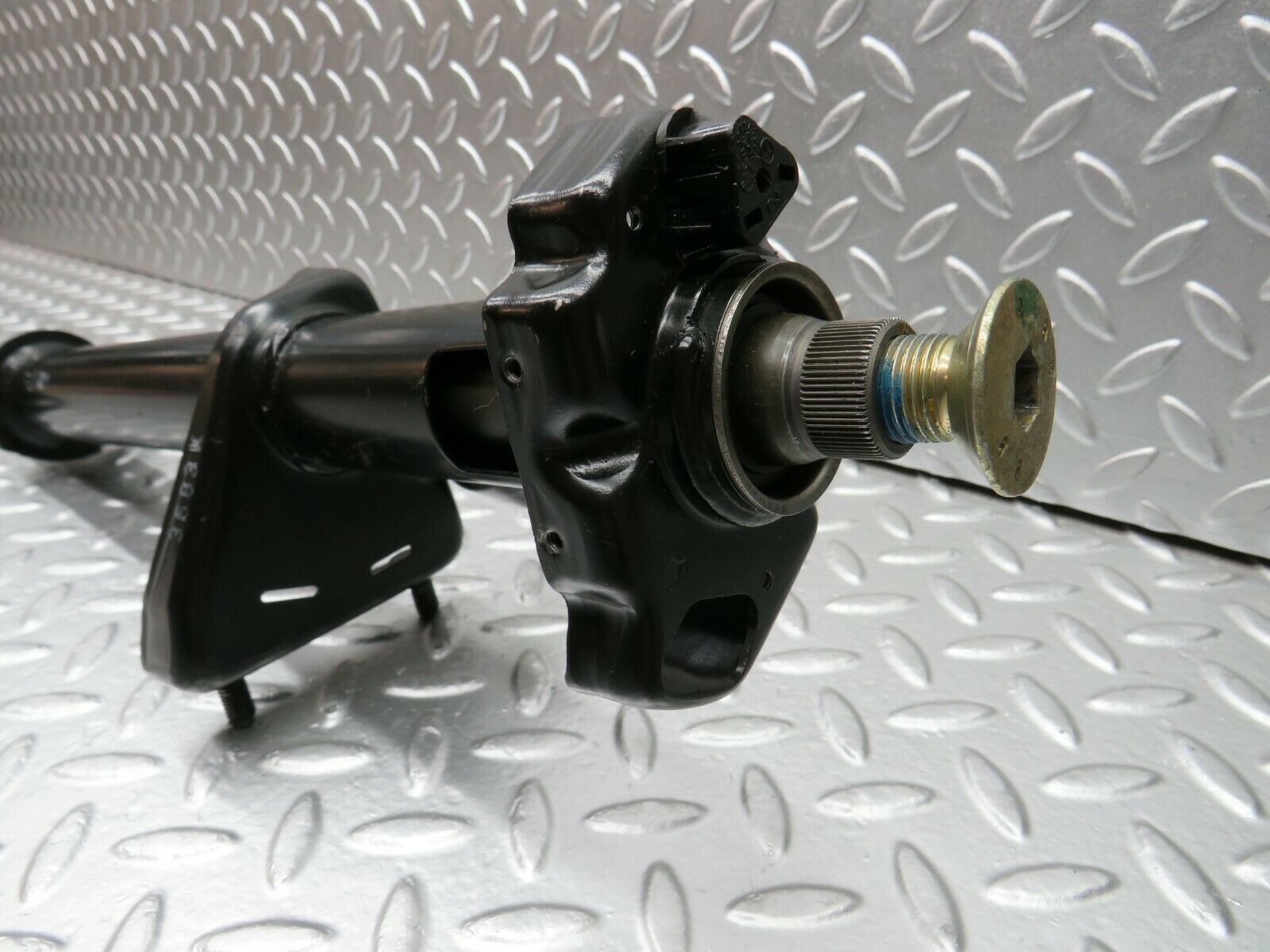 24085 Mercedes-Benz W123 280E Steering Column Shaft