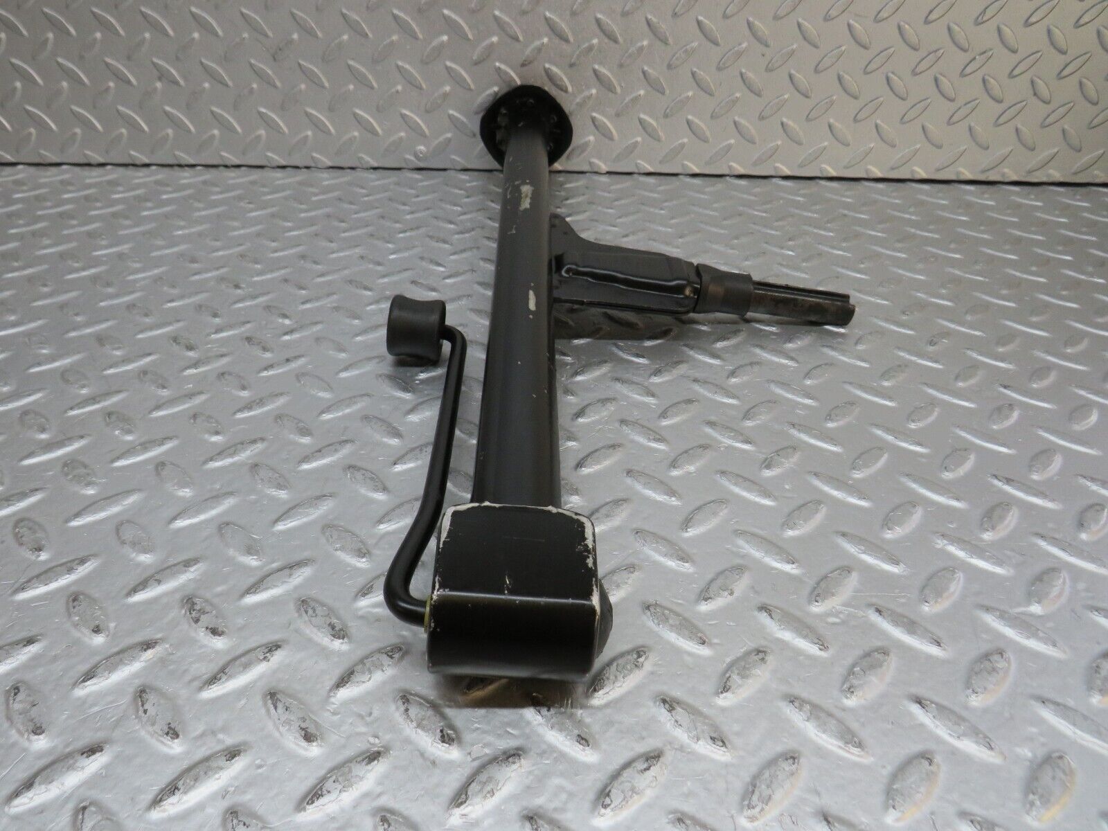 37970 Mercedes-Benz A124 320E Cabriolet Car Jack 1245830115