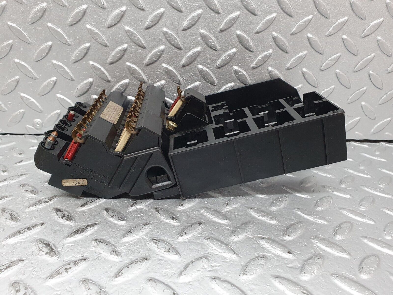 41210 Mercedes-Benz W126 300SE Fuse Box 1265407206 1265400850 1265454140