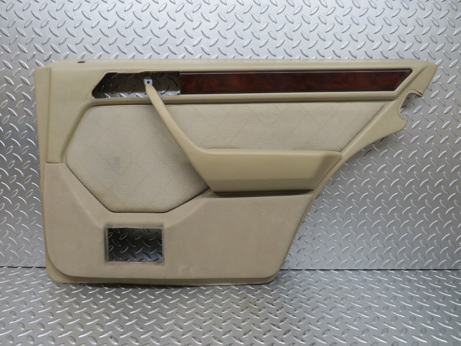 27524 Mercedes-Benz S124 300TE Wagon Rear Right Door Card Beige
