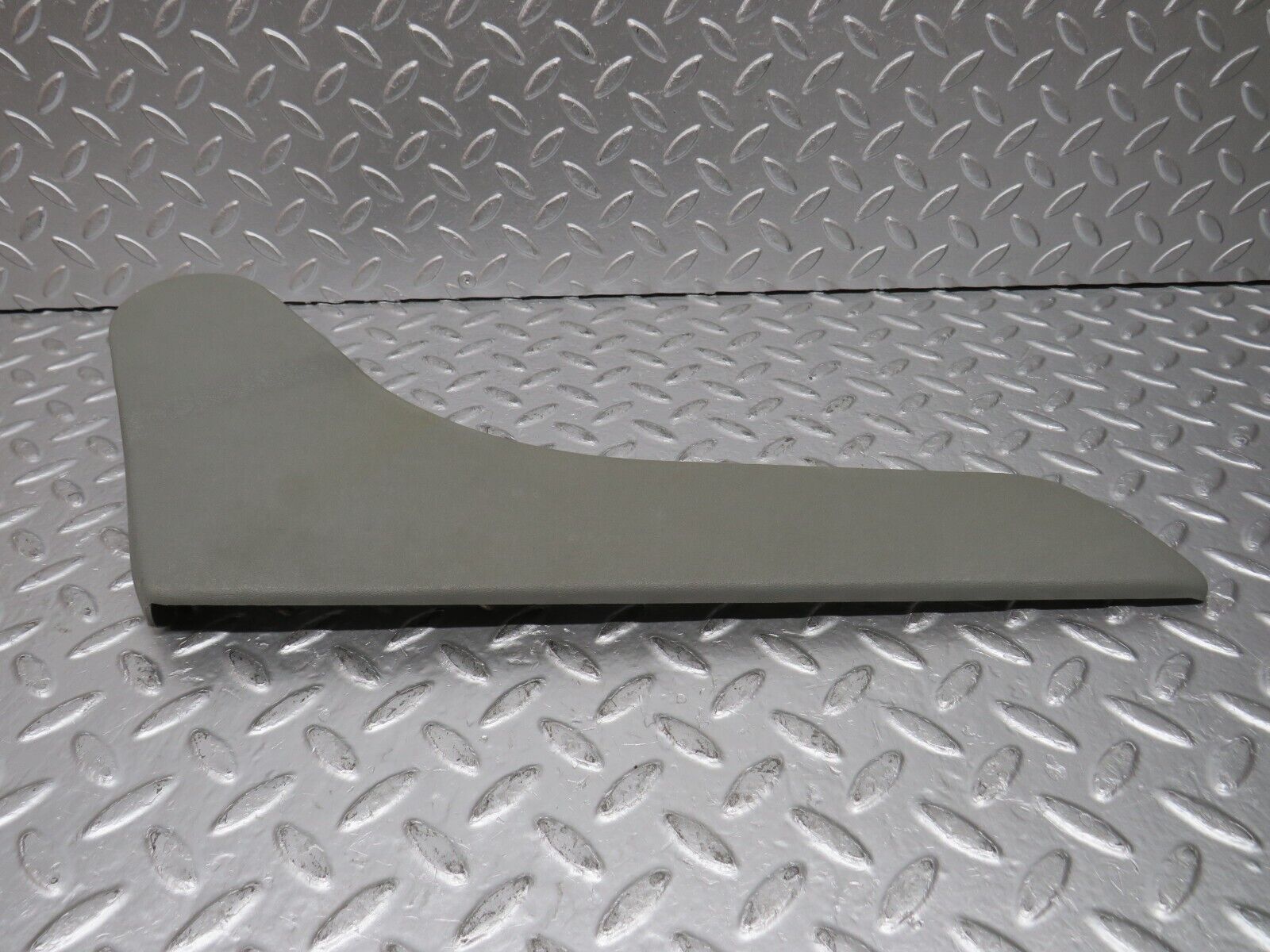 32329 Mercedes-Benz S124 300TE Front Right Electric Seat Cover Trim 1249182030