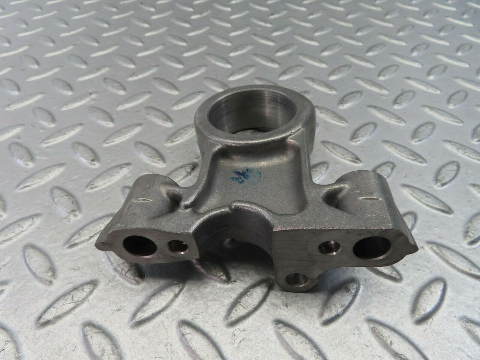 9127 Mercedes-Benz W108 Camshaft Tower Bearing 1140510016