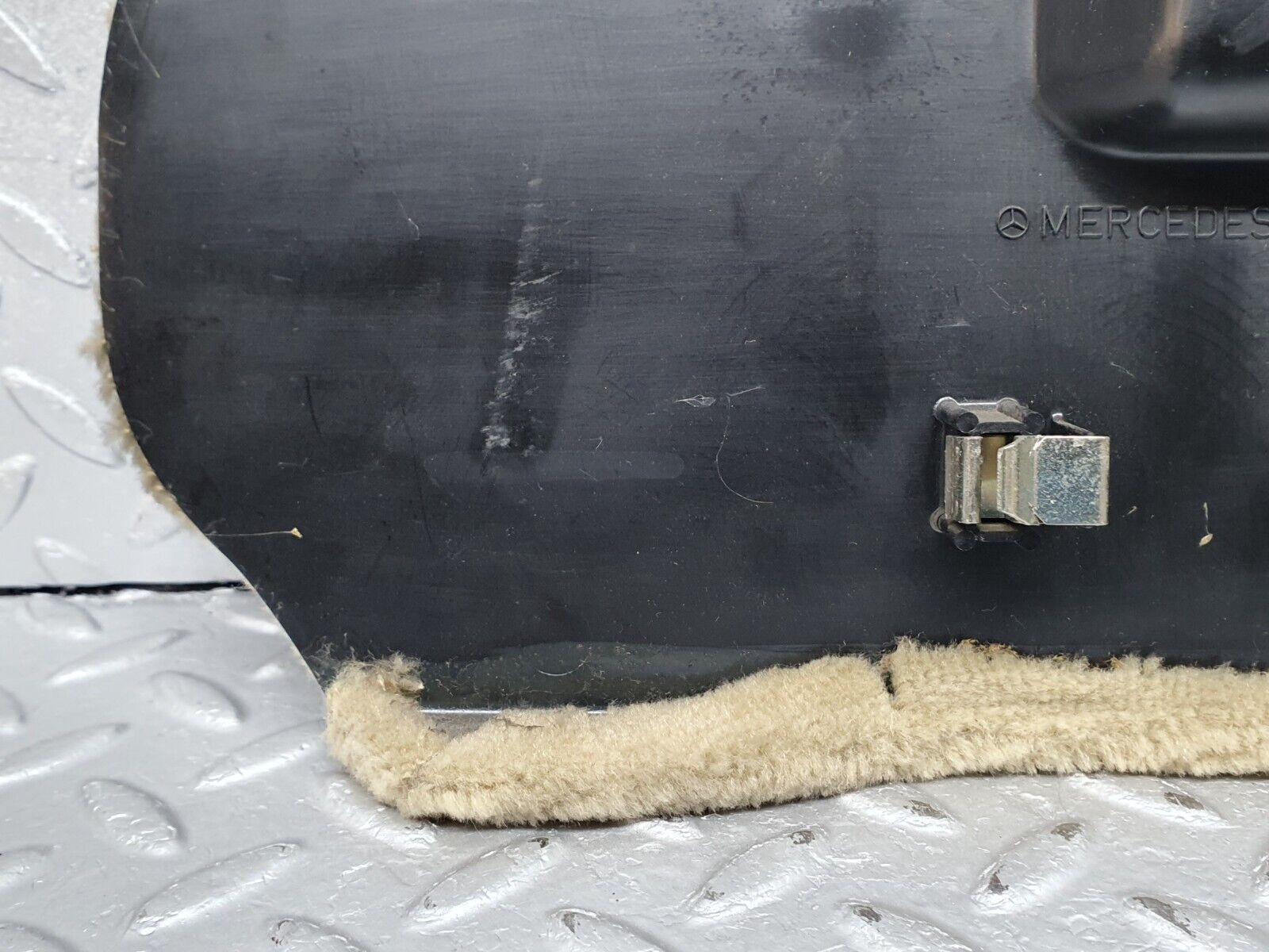 41153 Mercedes-Benz W126 300SE Kick Panel Left Side Beige 1266880306