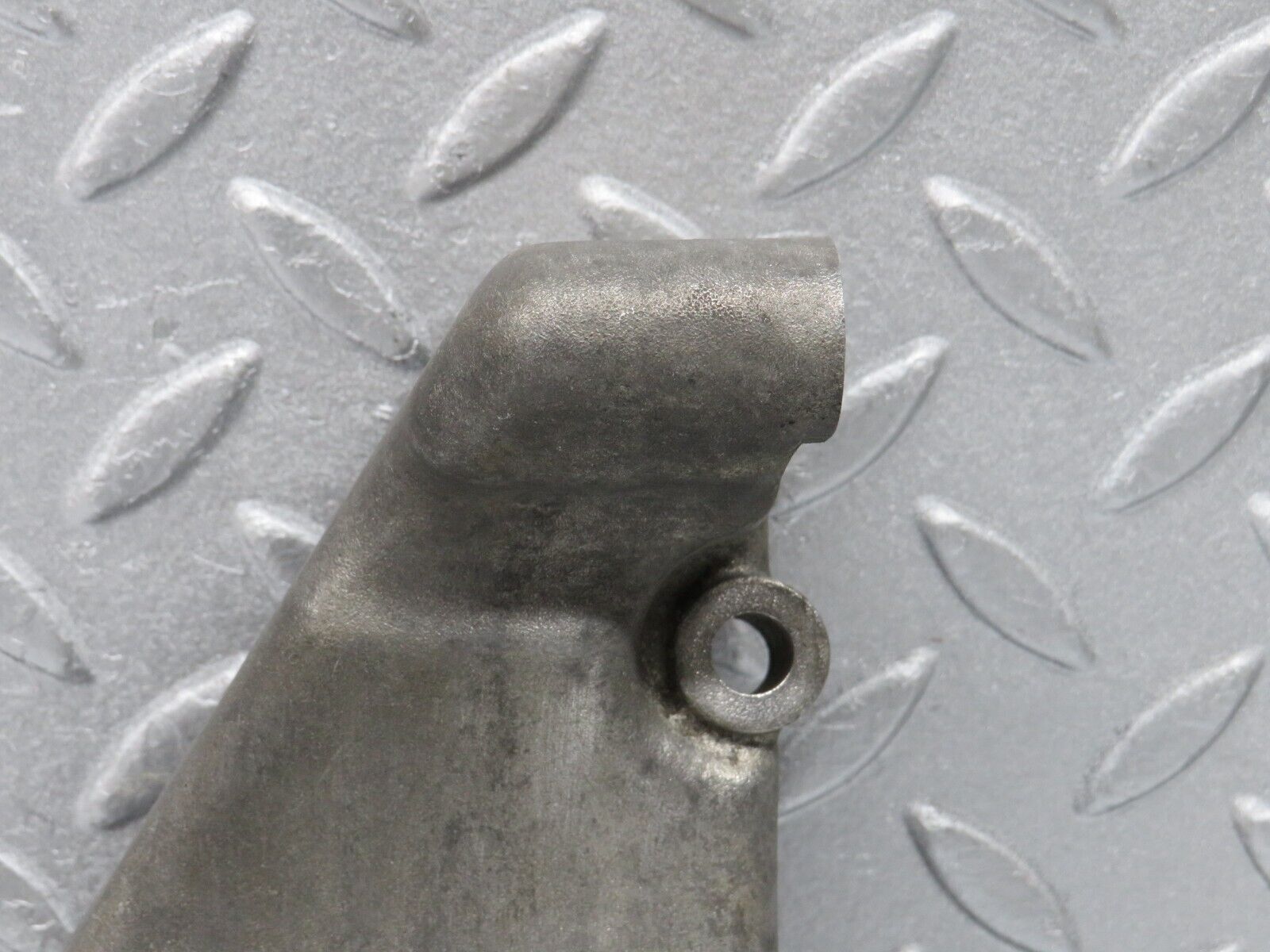 38815 Mercedes-Benz W201 190E 2.6L Alternator Generator Bracket 1031550435