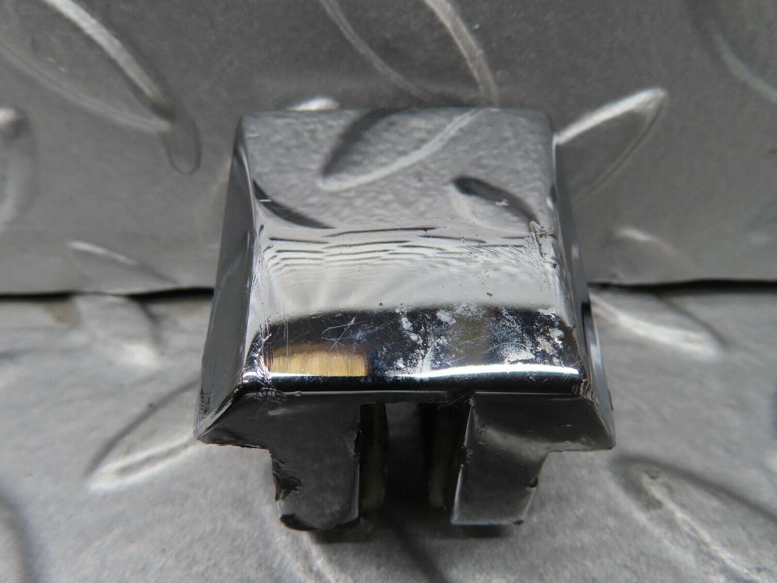 14143 Mercedes-Benz C107 280SLC Left Door Window Channel Chrome Top