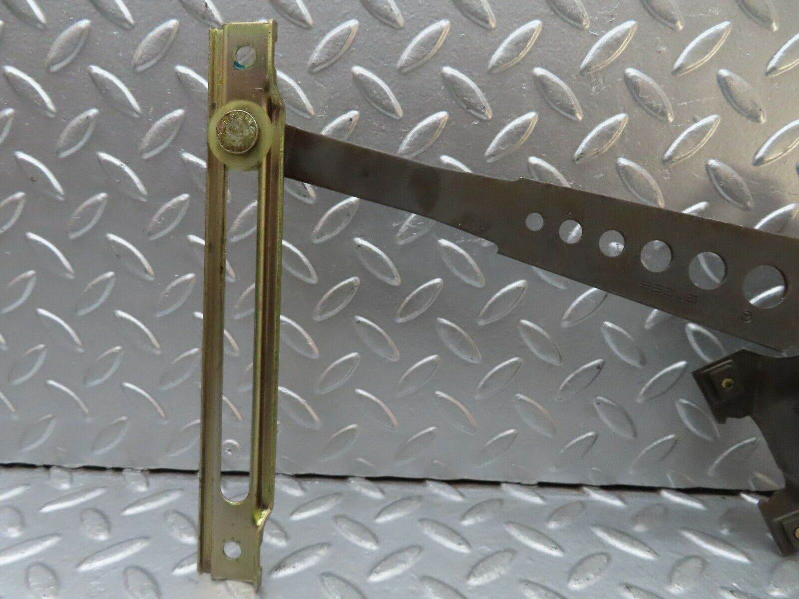 21206 Mercedes-Benz W123 230E Rear Left Manual Window Regulator