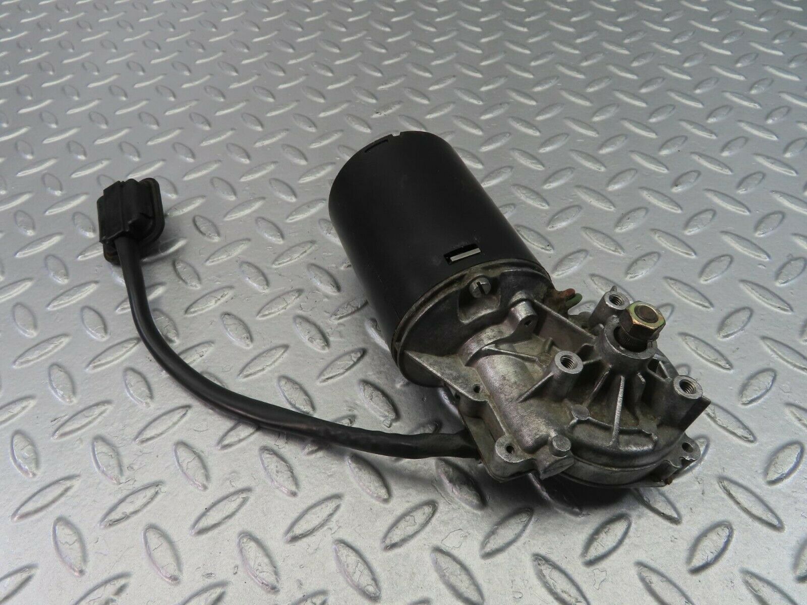 9923 Mercedes-Benz C123 230CE Coupe Wiper Motor Bosch 0390341077