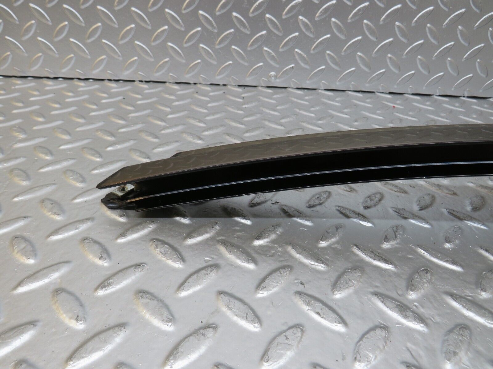 25061 Mercedes-Benz W140 S320 Rear Left Door Window Exterior Trim