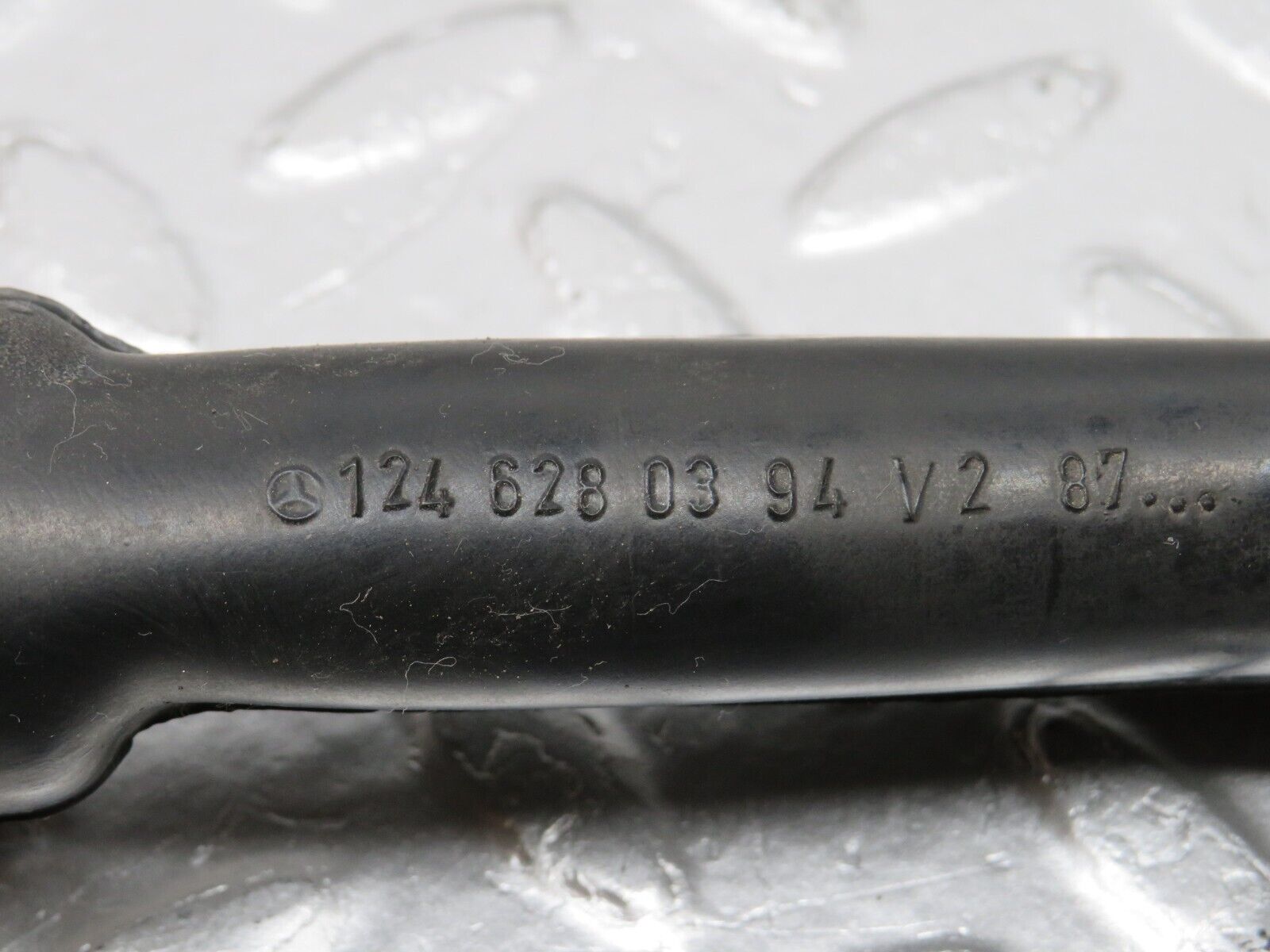 34086 Mercedes-Benz W124 260E Water Drain Hose Pair 1246280194 1246280394