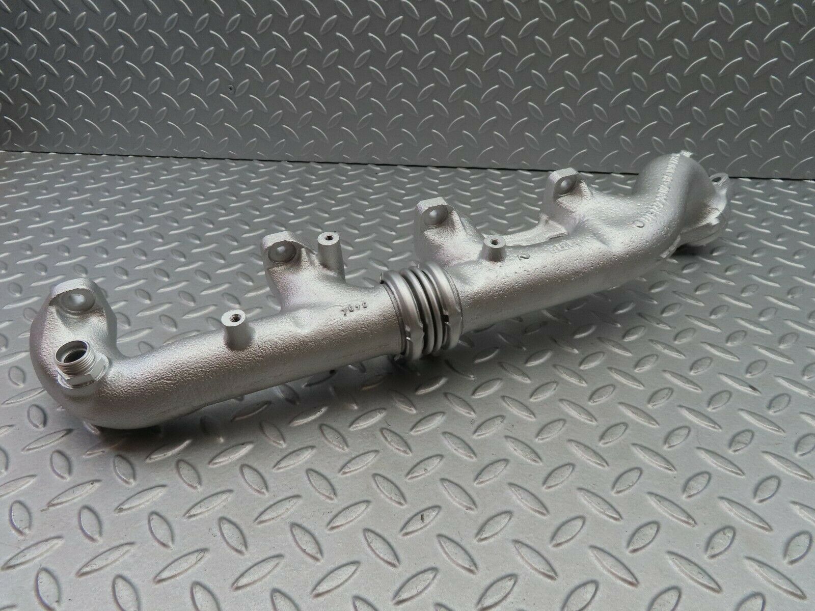 6331 Mercedes-Benz W126 380SE Exhaust Manifold Left Side 1161422902