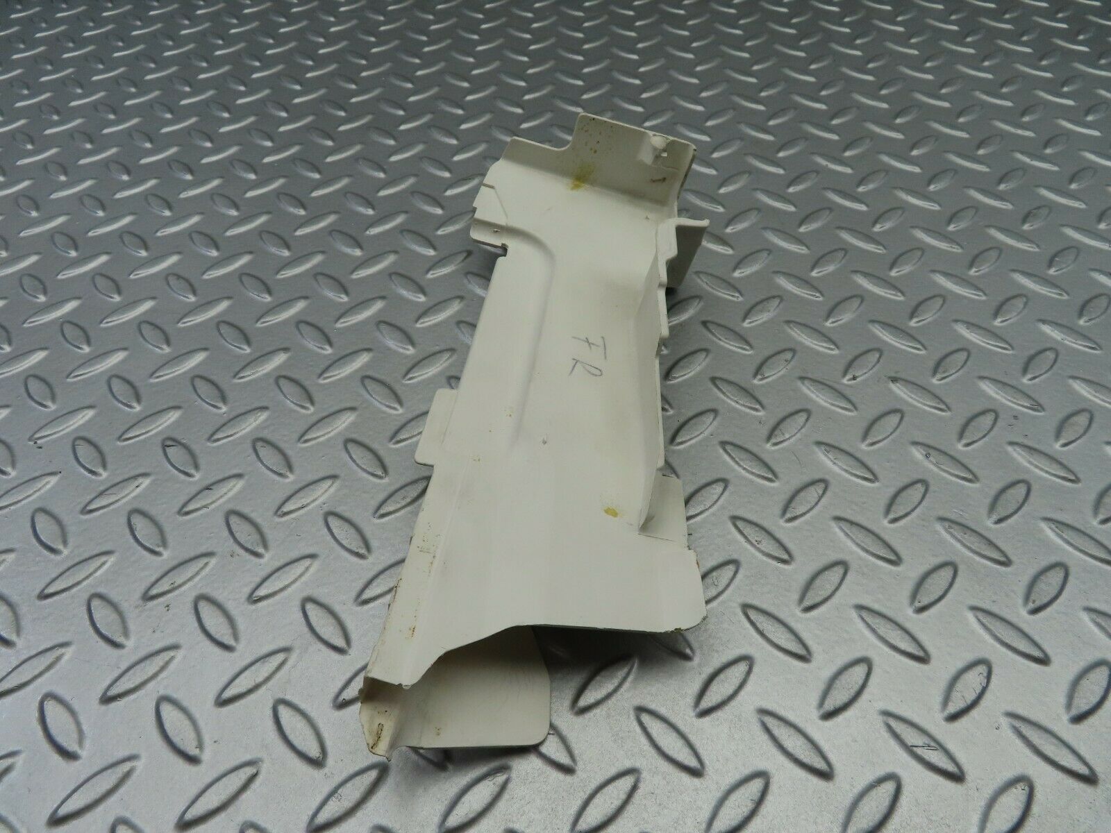 6485 Mercedes-Benz S124 E220 Wagon Lock Cover Front Right 1247231808