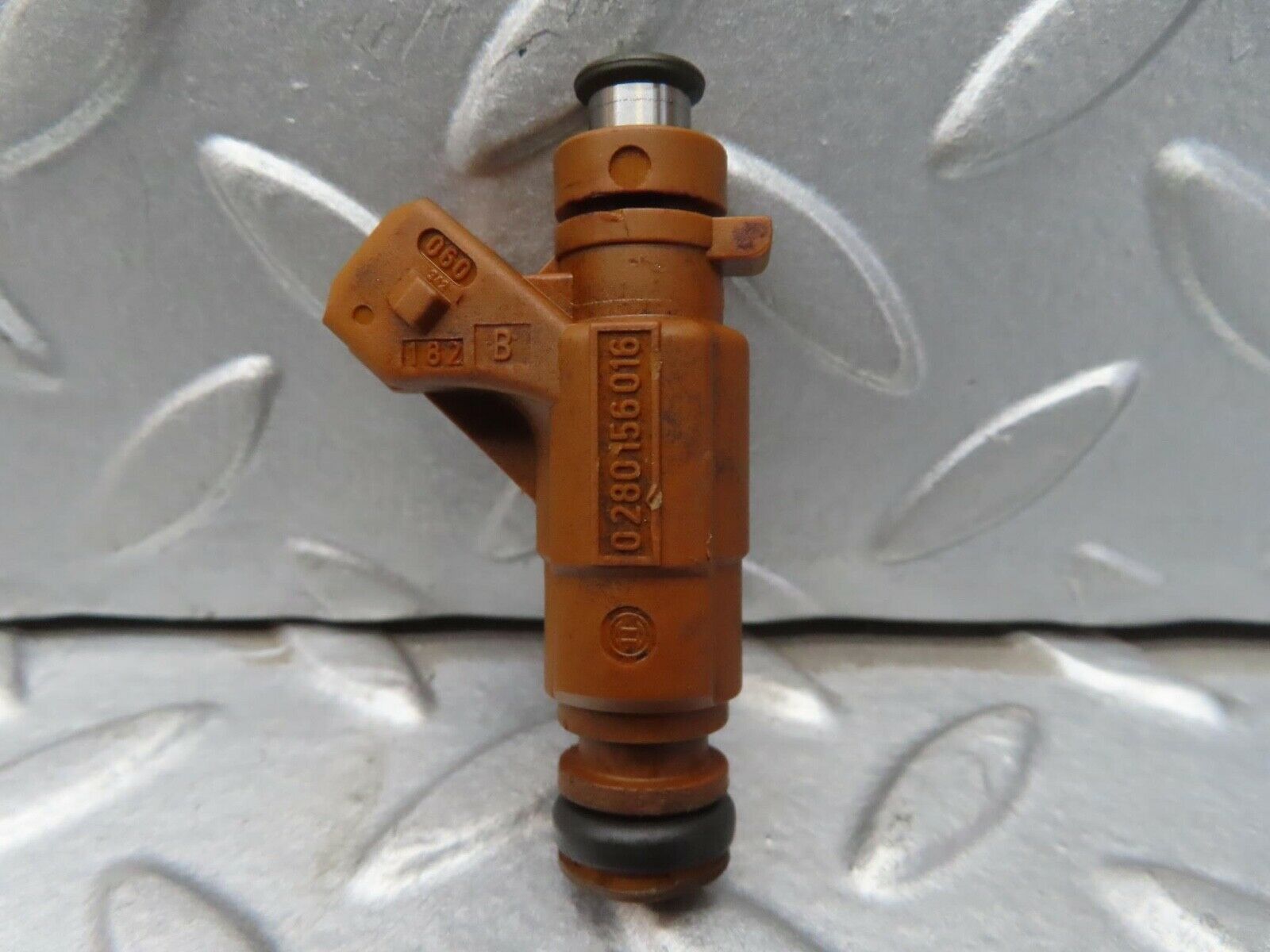 13413 Mercedes-Benz W220 S430 Fuel Injector Bosch 0280156016