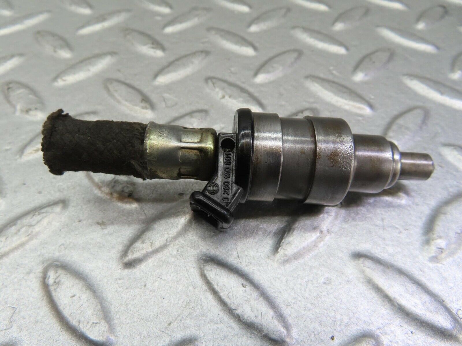 13341 Mercedes-Benz W116 350SE Fuel Injector Bosch 0280150001