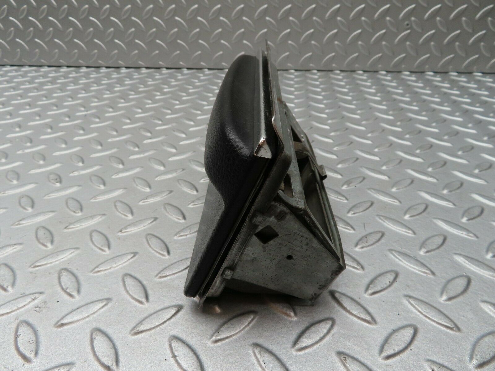 4817 Mercedes-Benz W114 280CE Coupe Centre Console Ashtray