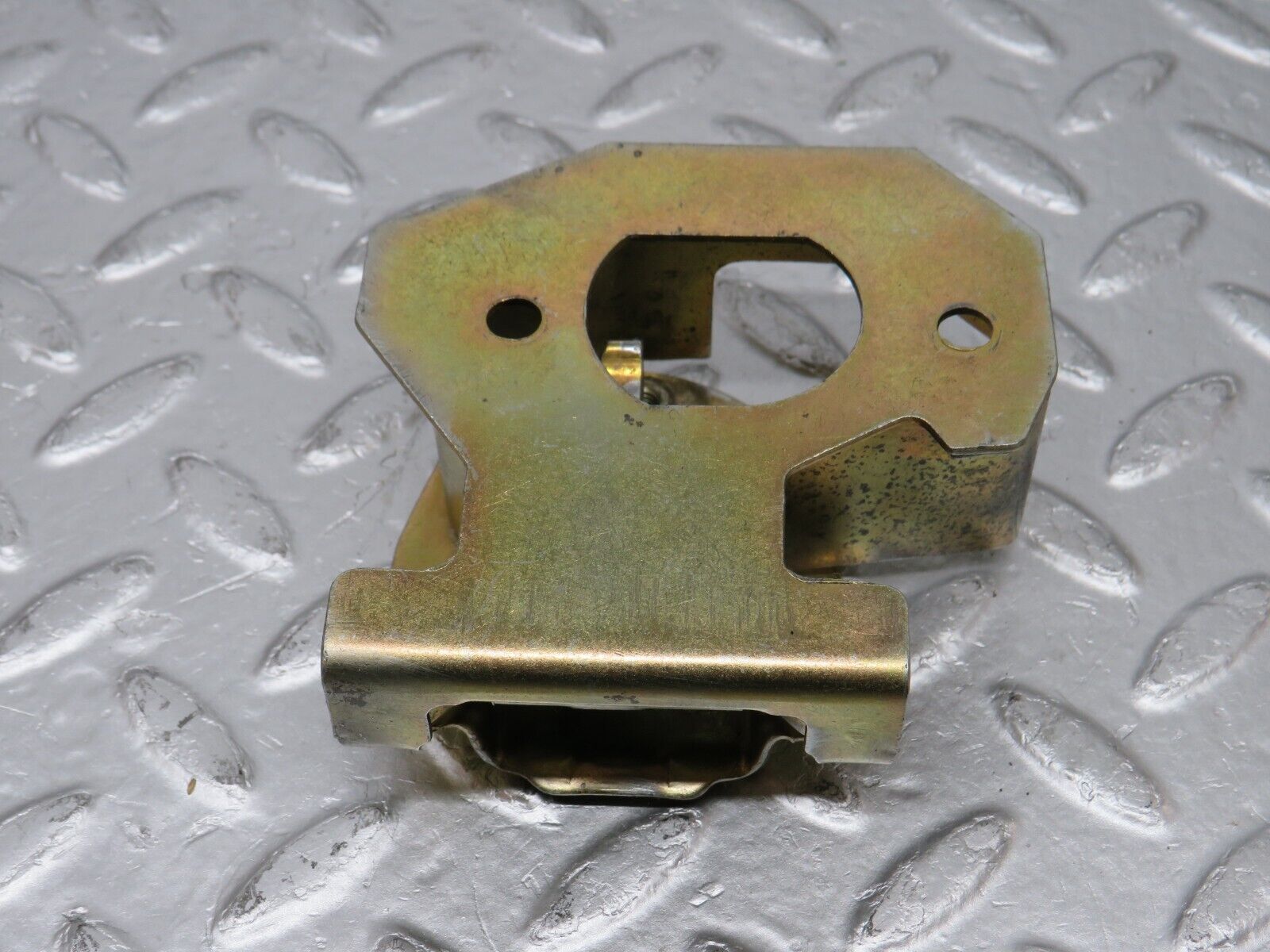 34322 Mercedes-Benz C126 380SEC Coupe Boot Lid Trunk Lock