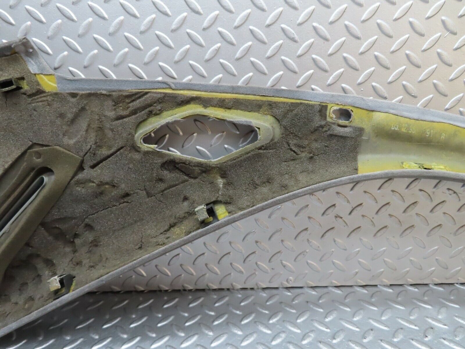 19308 Mercedes-Benz C140 CL420 Coupe C Pillar Cover Right Side Grey