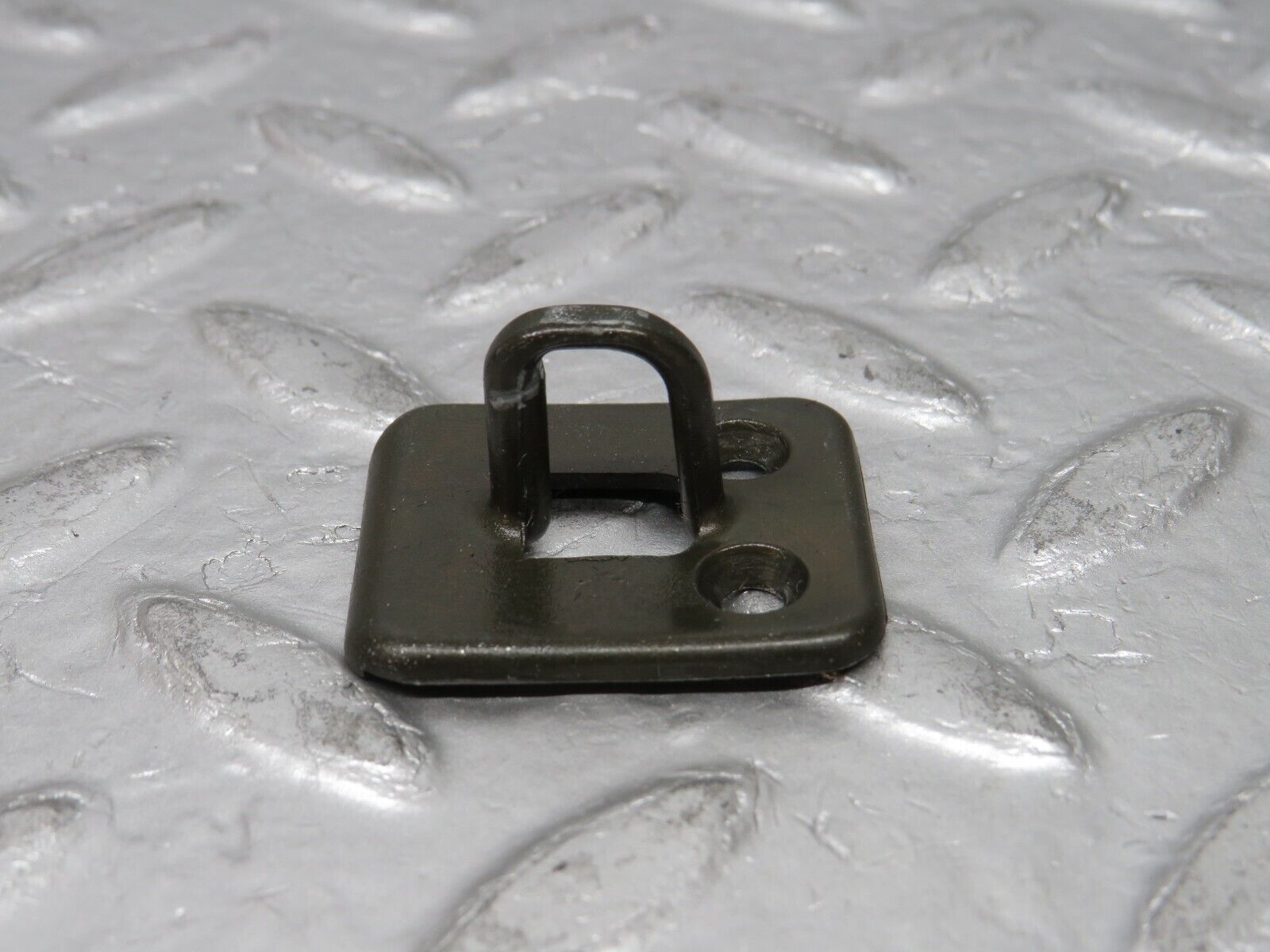 31358 Mercedes-Benz S124 220TE Wagon Glove Box Door Lock Latch