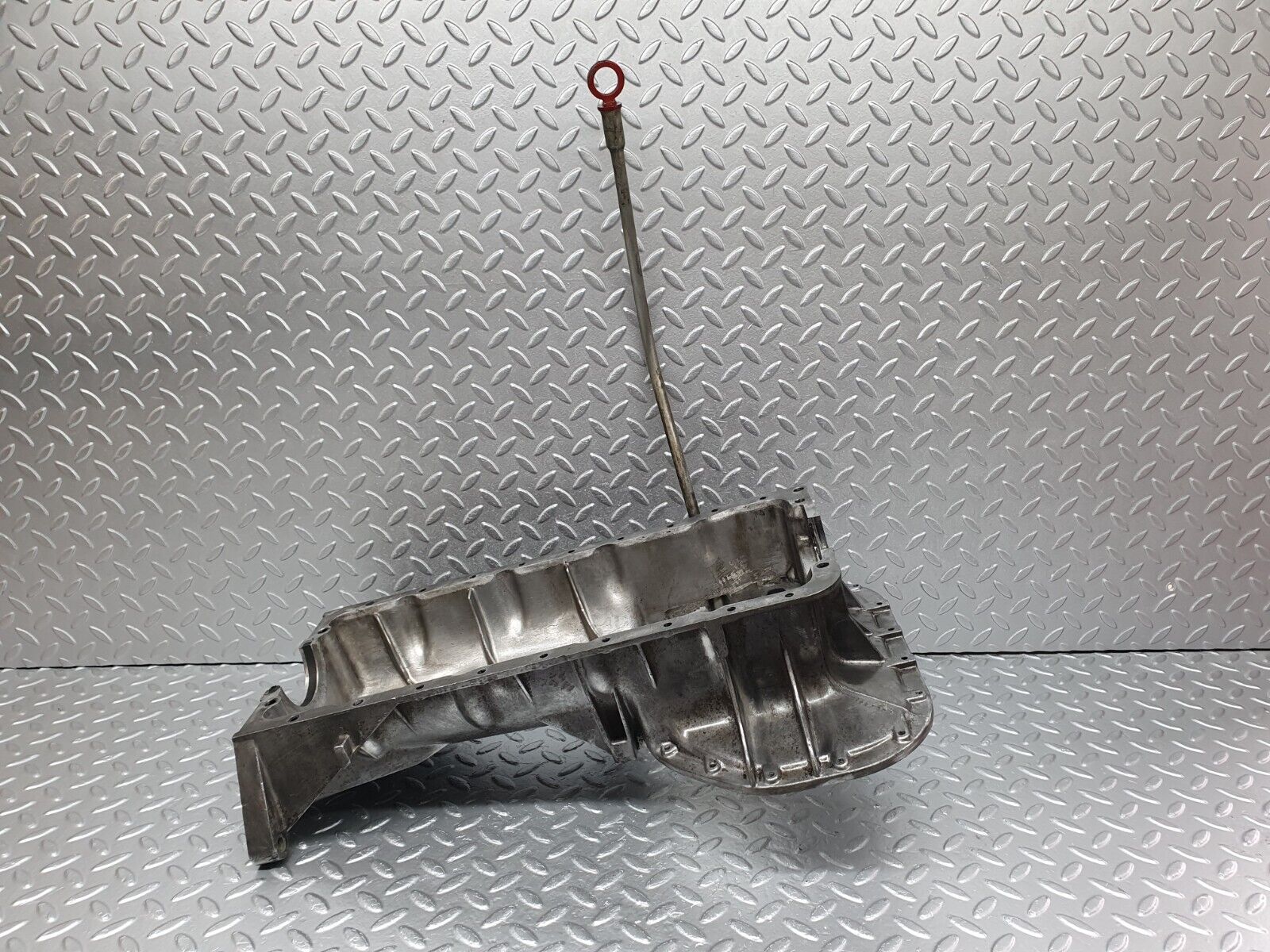 40876 Mercedes-Benz W123 240D Oil Pan Oil Sump 1150141402