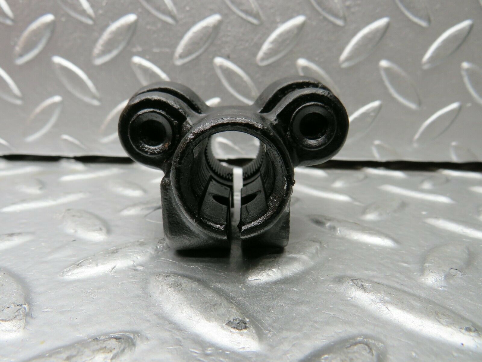 22914 Mercedes-Benz C107 450SLC Coupe Steering Column Lower Shaft Connector