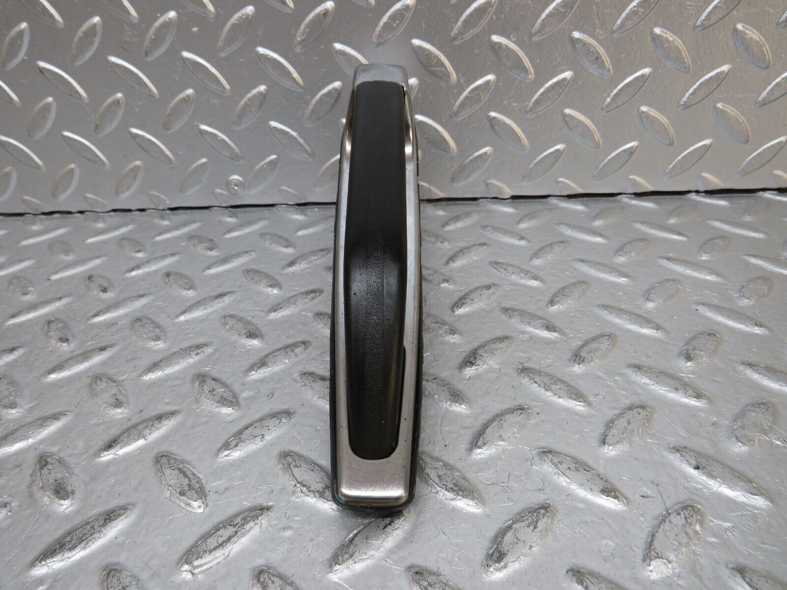 29766 Mercedes-Benz W123 230E Rear Right Door Exterior Handle 1237600359