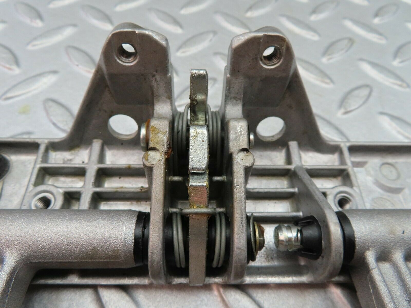 5935 Mercedes-Benz W124 230E Headrest Folding Mechanism 1249700025