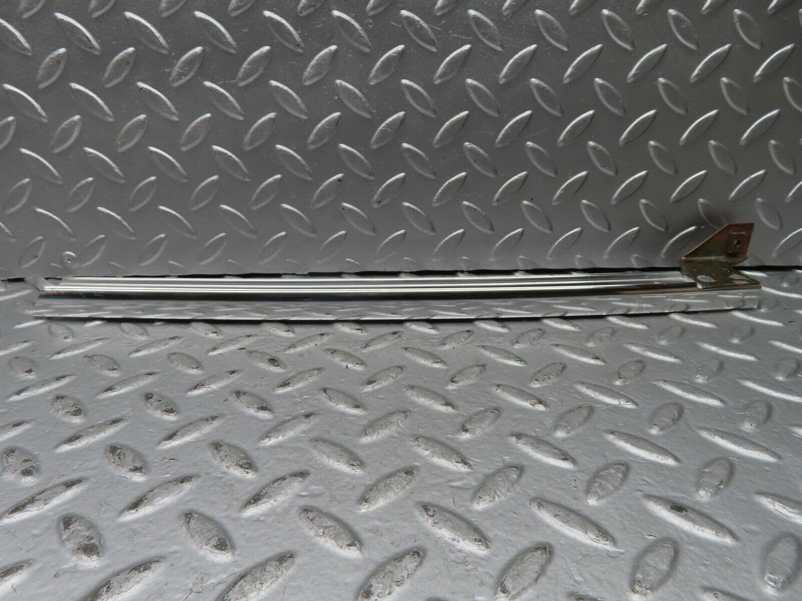 21575 Mercedes-Benz W126 300SE Rear Left Door Chrome Window Channel