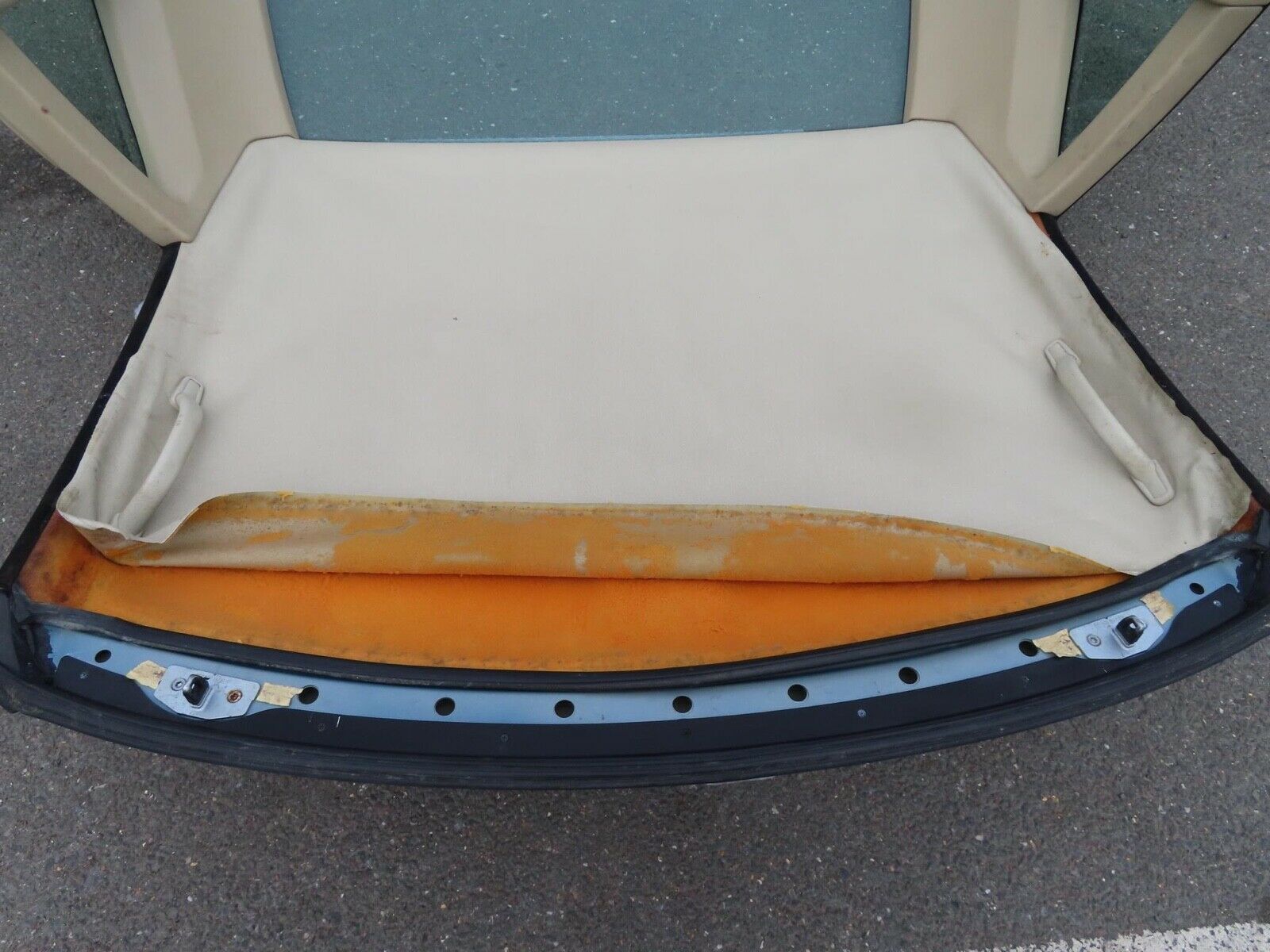 12617 Mercedes-Benz R129 300SL Coupe Hard Top