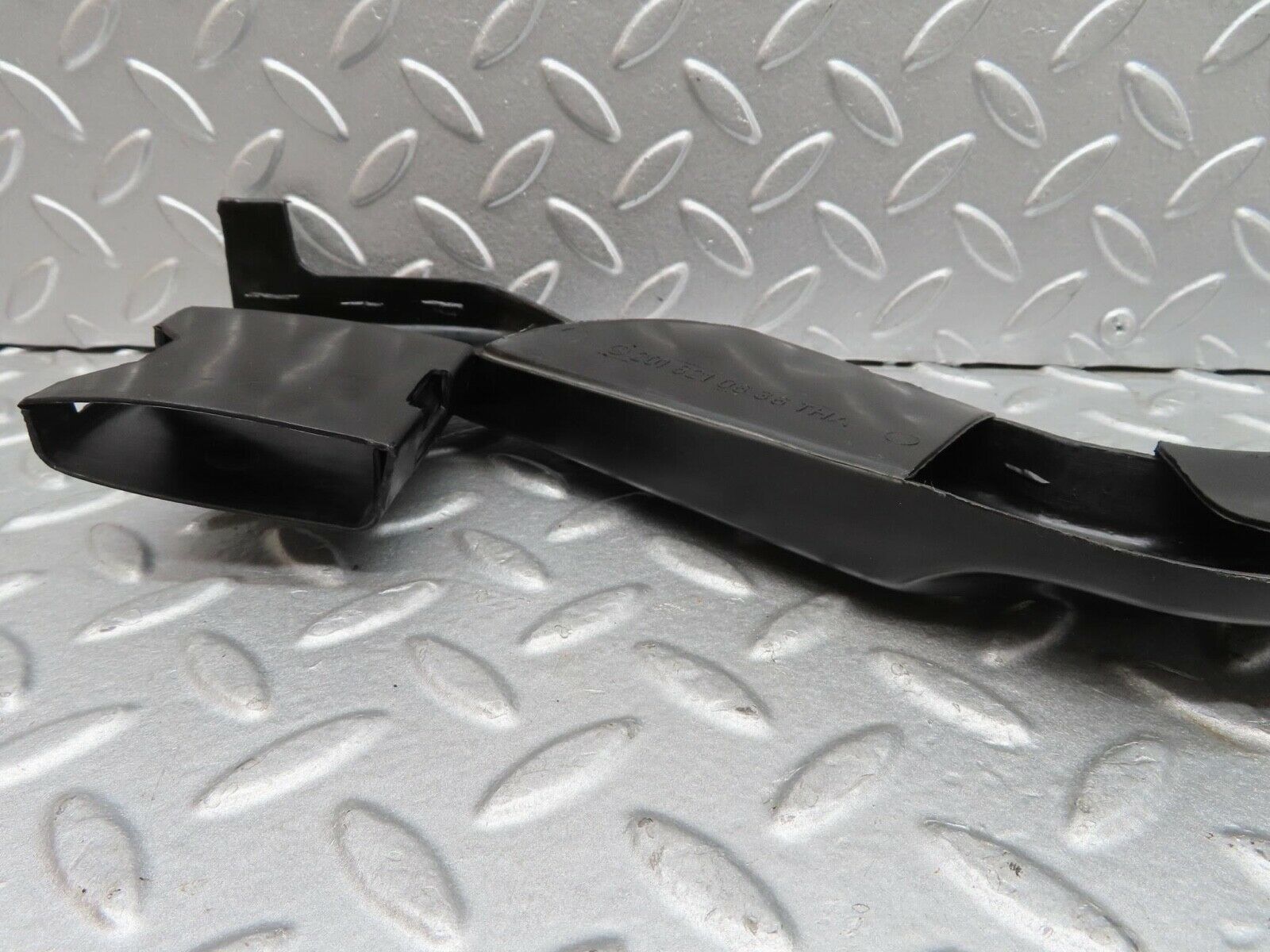 14676 Mercedes-Benz W201 190E Cable Channel Cover Right Side 2018210636