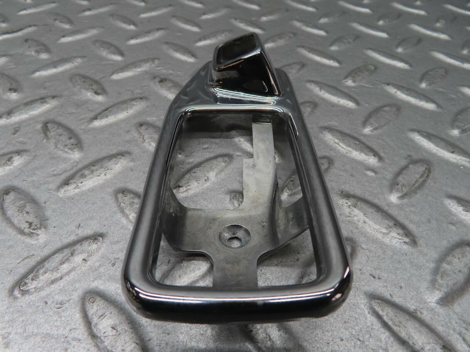 13611 Mercedes-Benz W123 200 Chrome Frame For Door Opener Left 1167660111