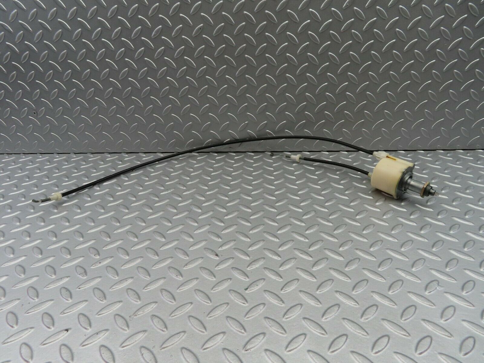 6983 Mercedes-Benz S124 E220 Wagon Heater Control Unit Switch 1248300185