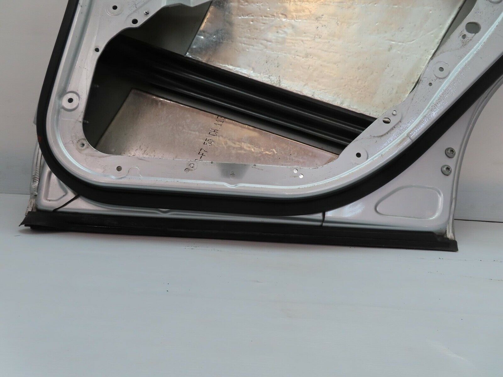 11241 Mercedes-Benz W221 S320 Rear Right Door